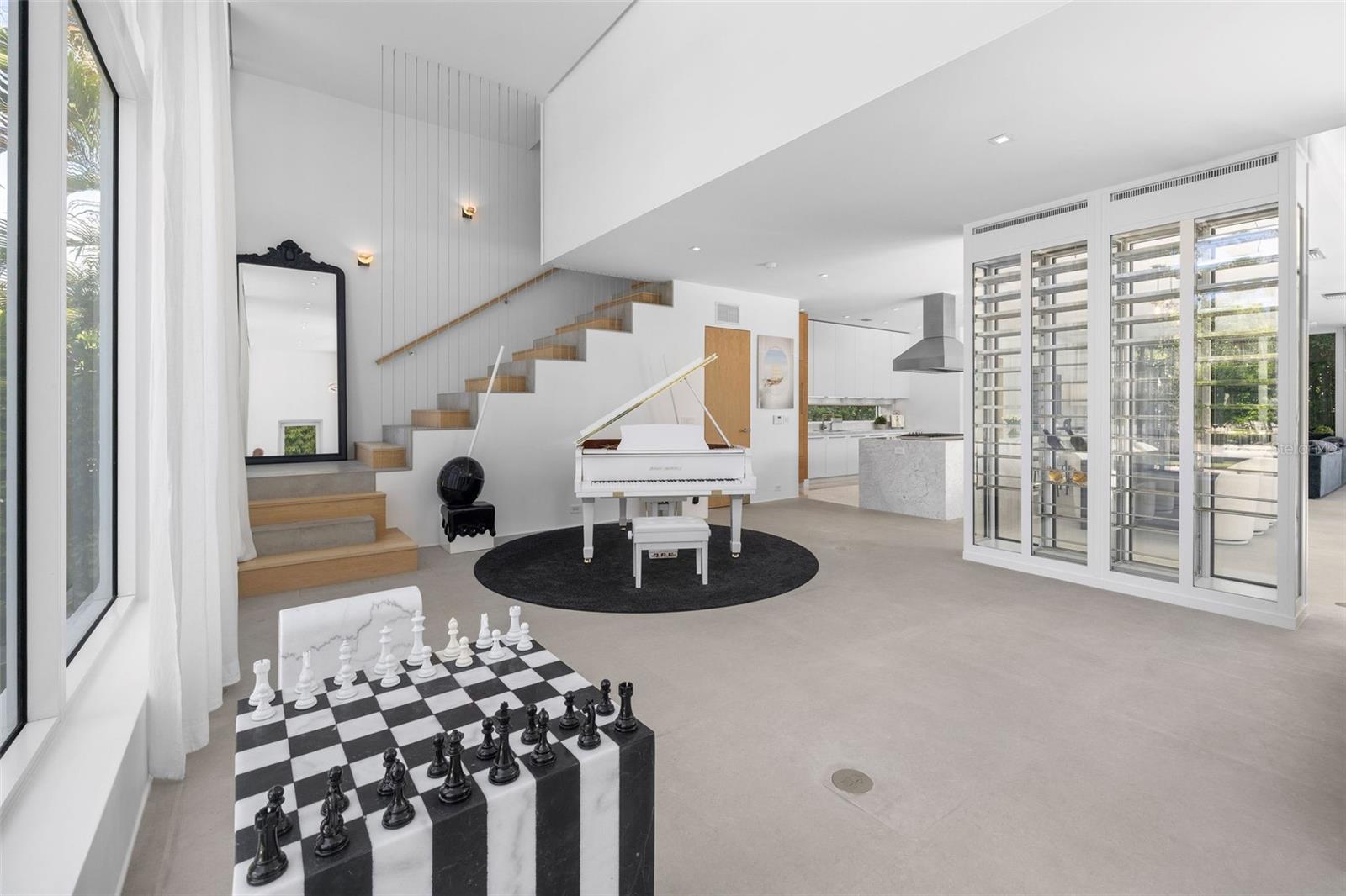 TB8474005 Property Photo