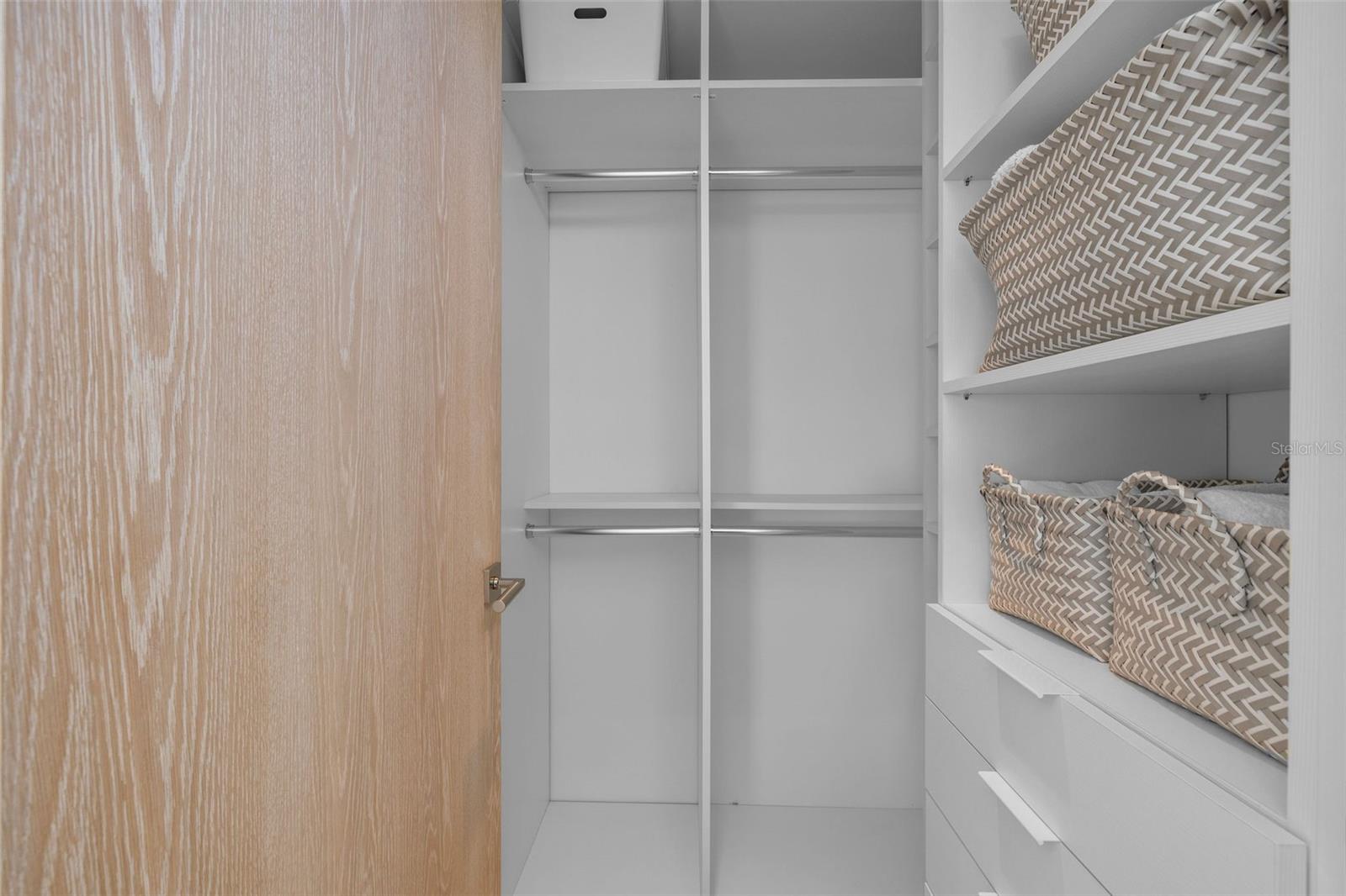 TB8474005 Property Photo