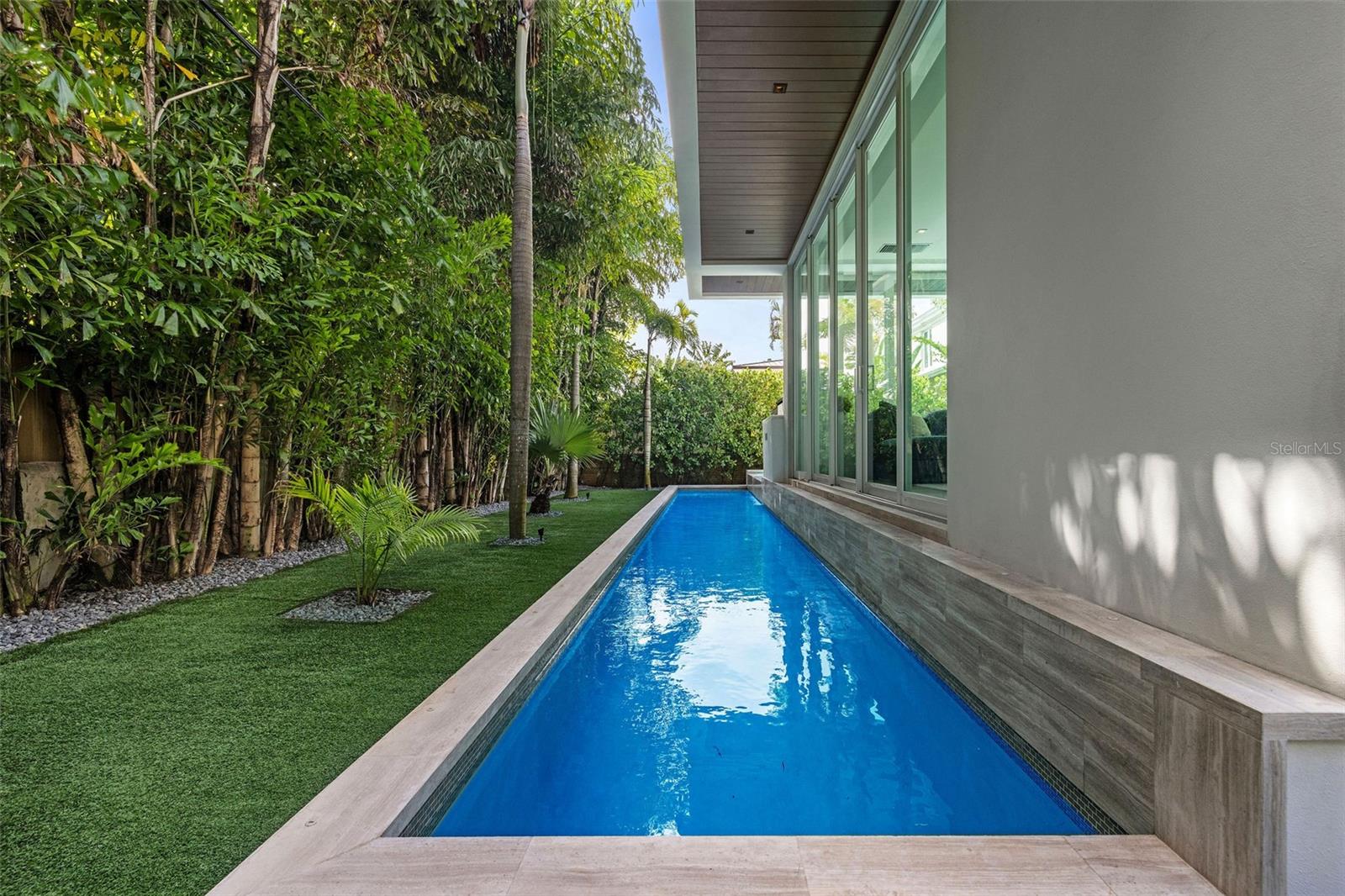 TB8474005 Property Photo