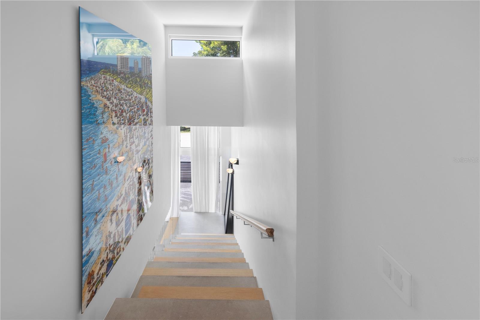 TB8474005 Property Photo