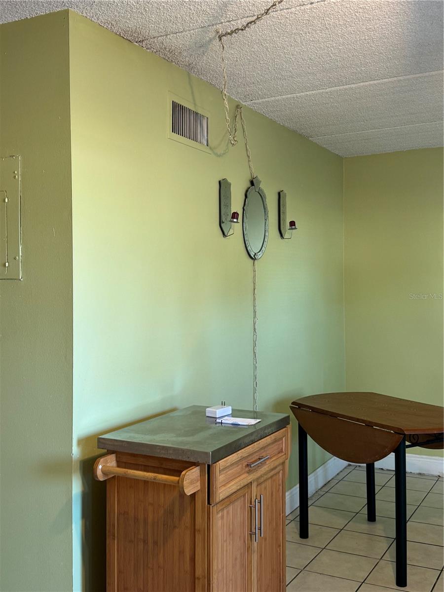 525 CONWAY RD #10, ORLANDO, FL, 32807