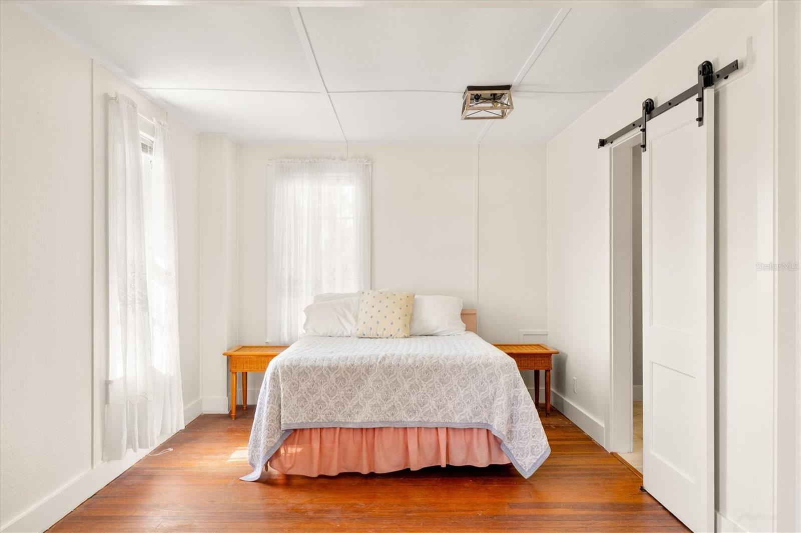 D6146072 Property Photo