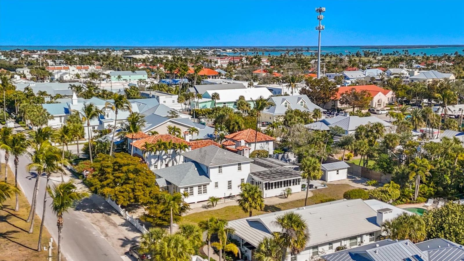 D6146072 Property Photo