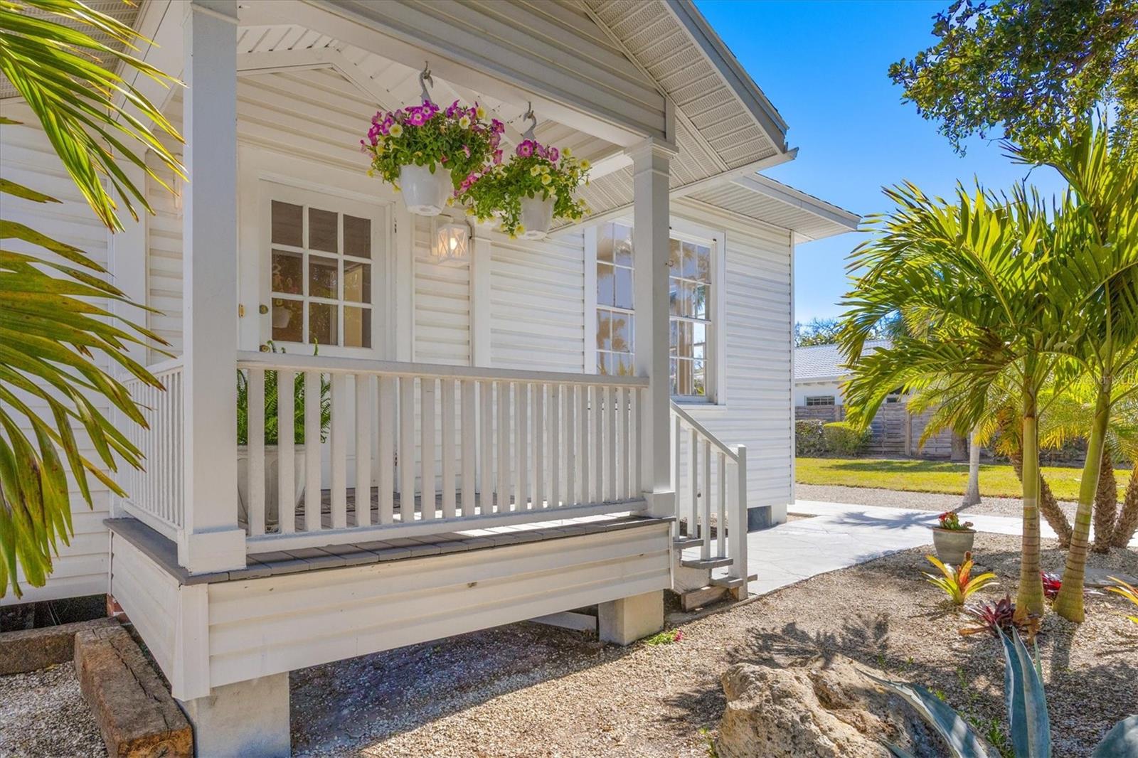 D6146072 Property Photo