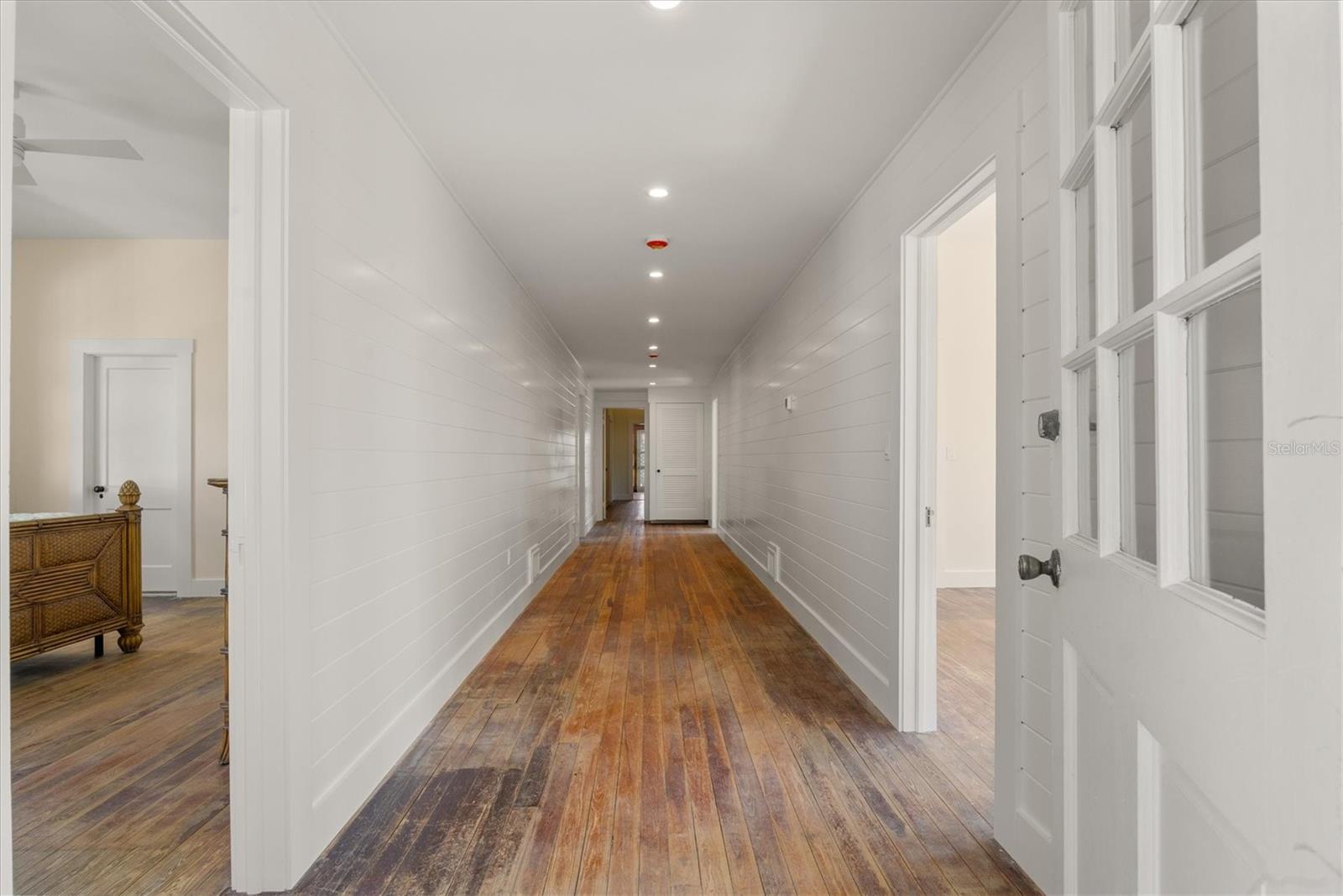 D6146072 Property Photo