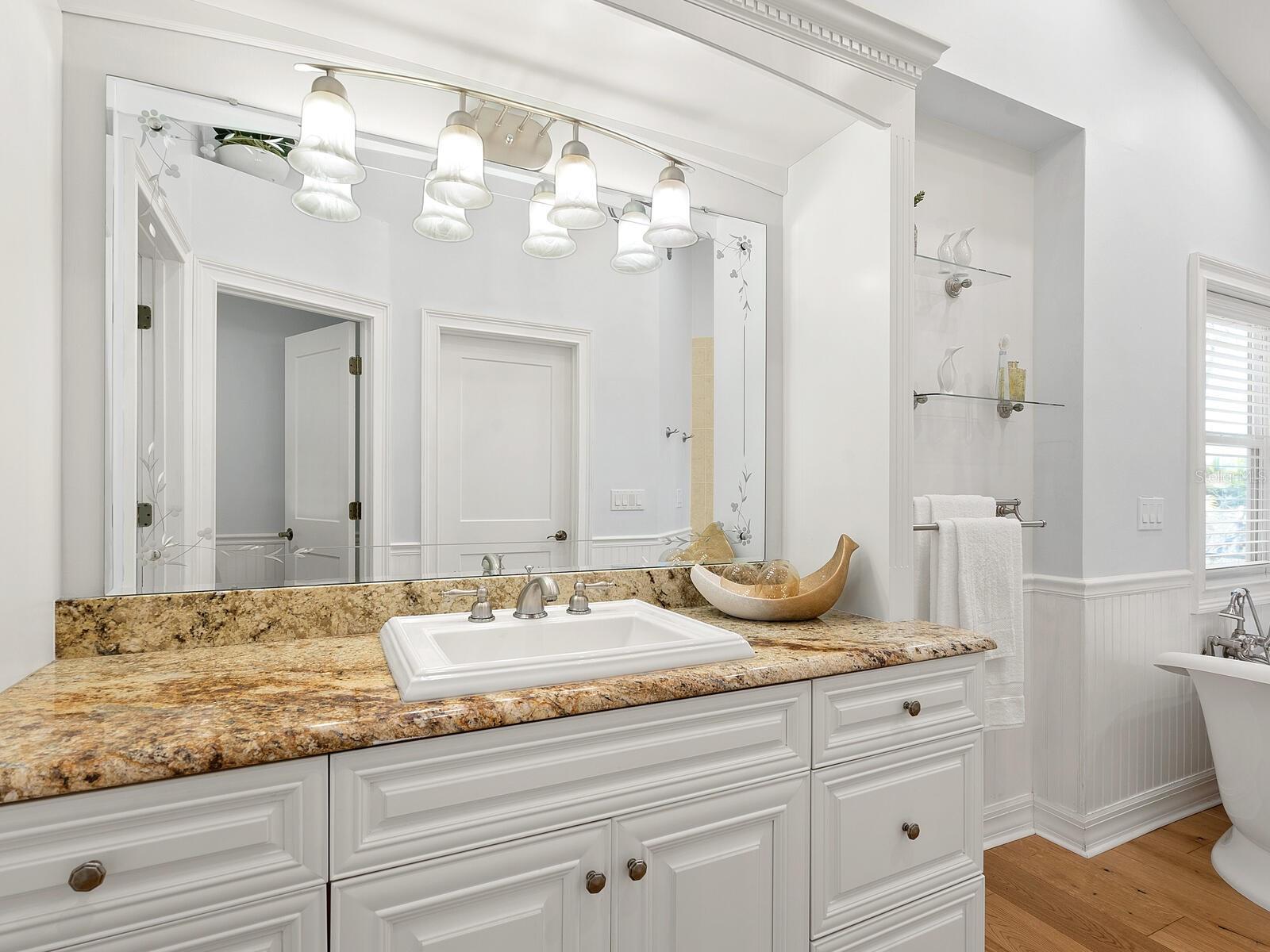 A4681768 Property Photo