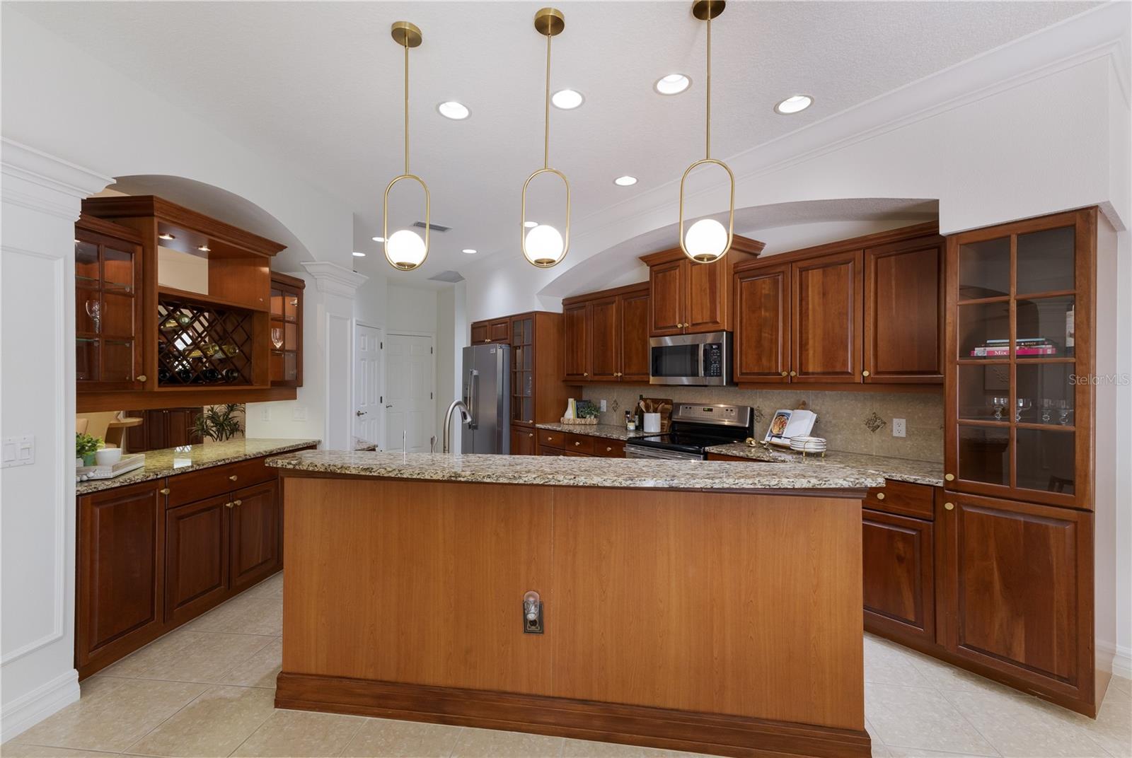 7012 TWIN HILLS TER, LAKEWOOD RANCH, FL, 34202