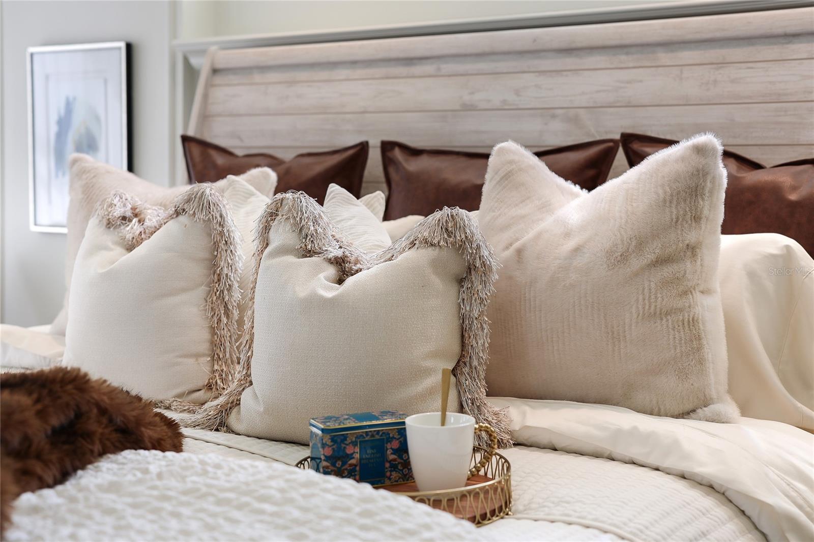 7012 TWIN HILLS TER, LAKEWOOD RANCH, FL, 34202