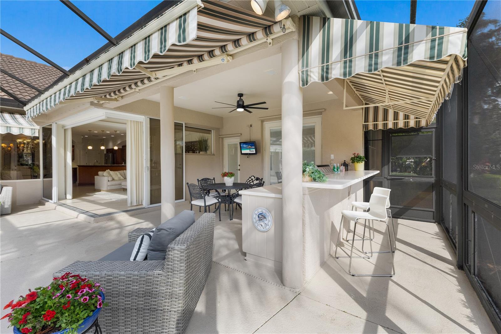 7012 TWIN HILLS TER, LAKEWOOD RANCH, FL, 34202