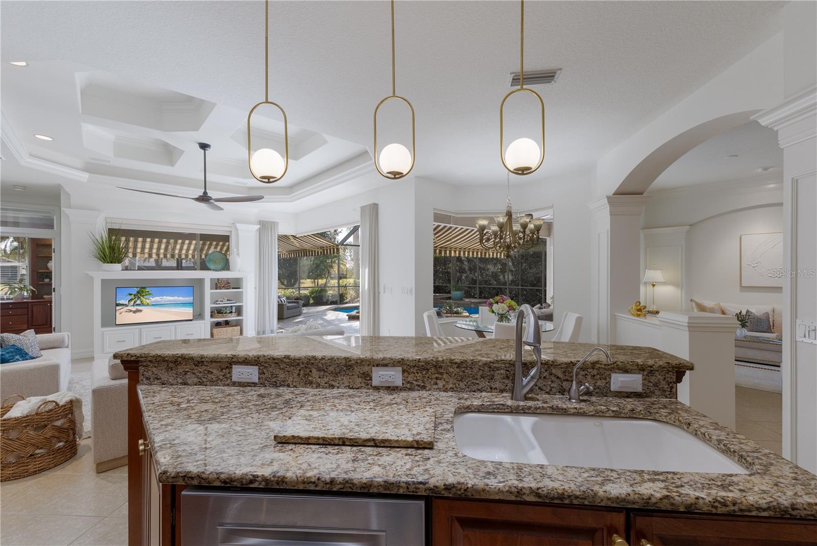 7012 TWIN HILLS TER, LAKEWOOD RANCH, FL, 34202