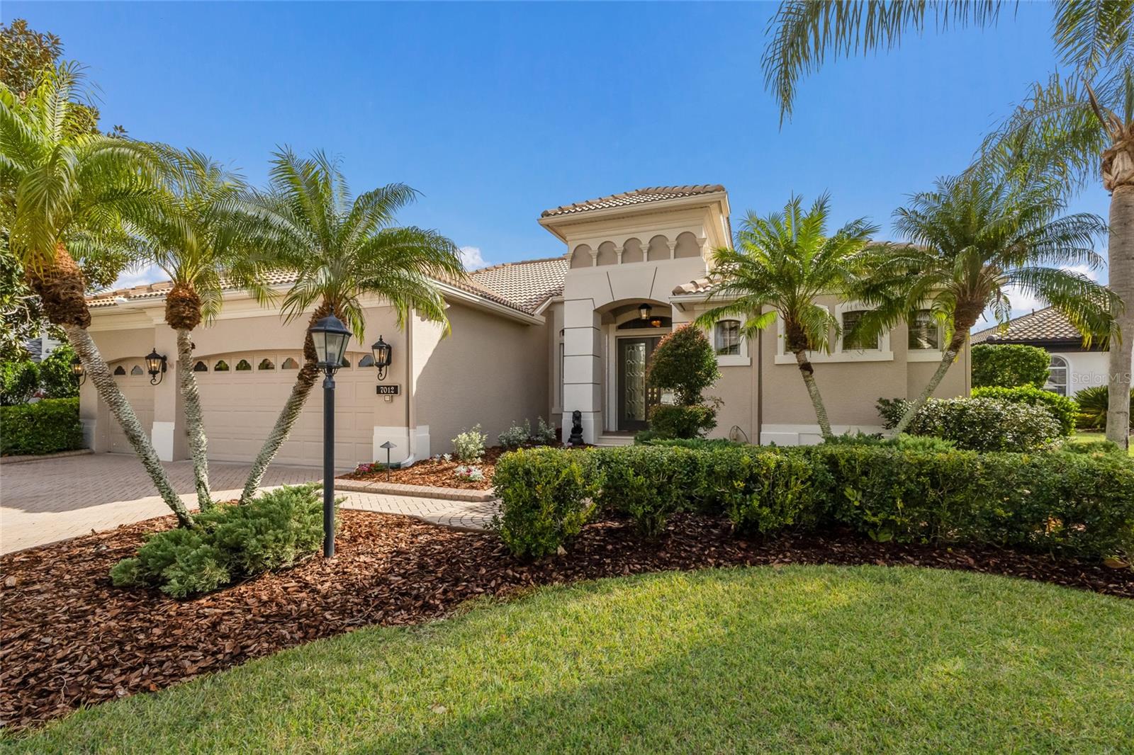 7012 TWIN HILLS TER, LAKEWOOD RANCH, FL, 34202