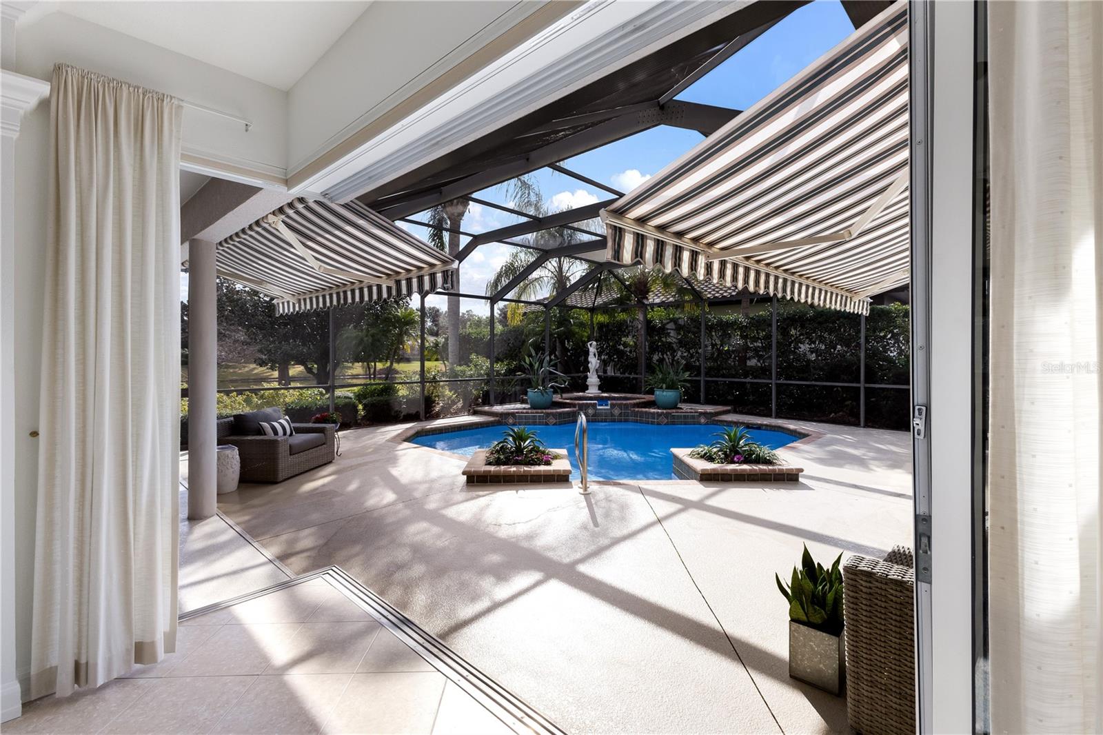 7012 TWIN HILLS TER, LAKEWOOD RANCH, FL, 34202