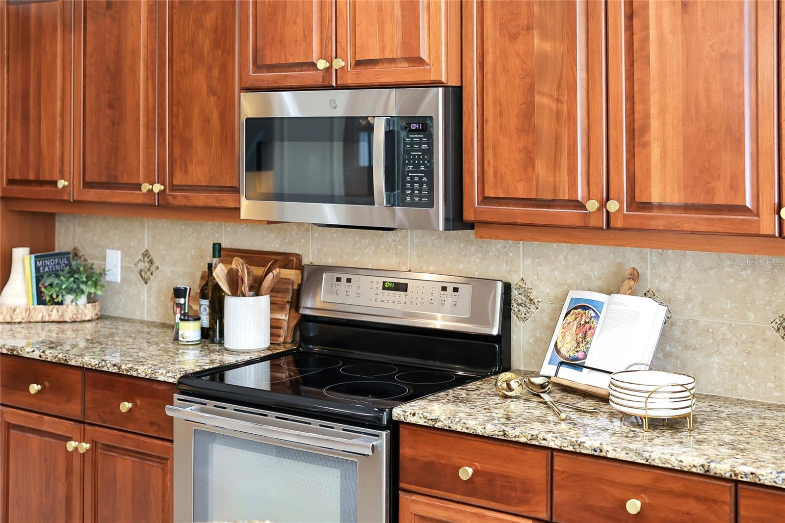 7012 TWIN HILLS TER, LAKEWOOD RANCH, FL, 34202