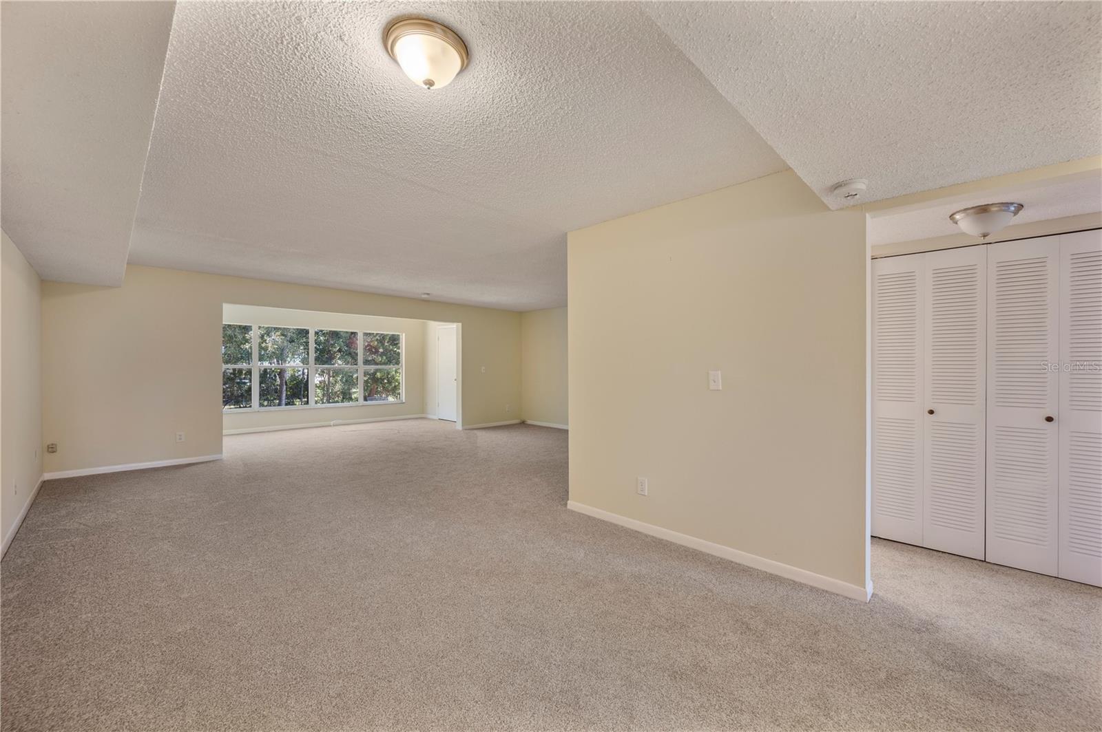 P4937770 Property Photo