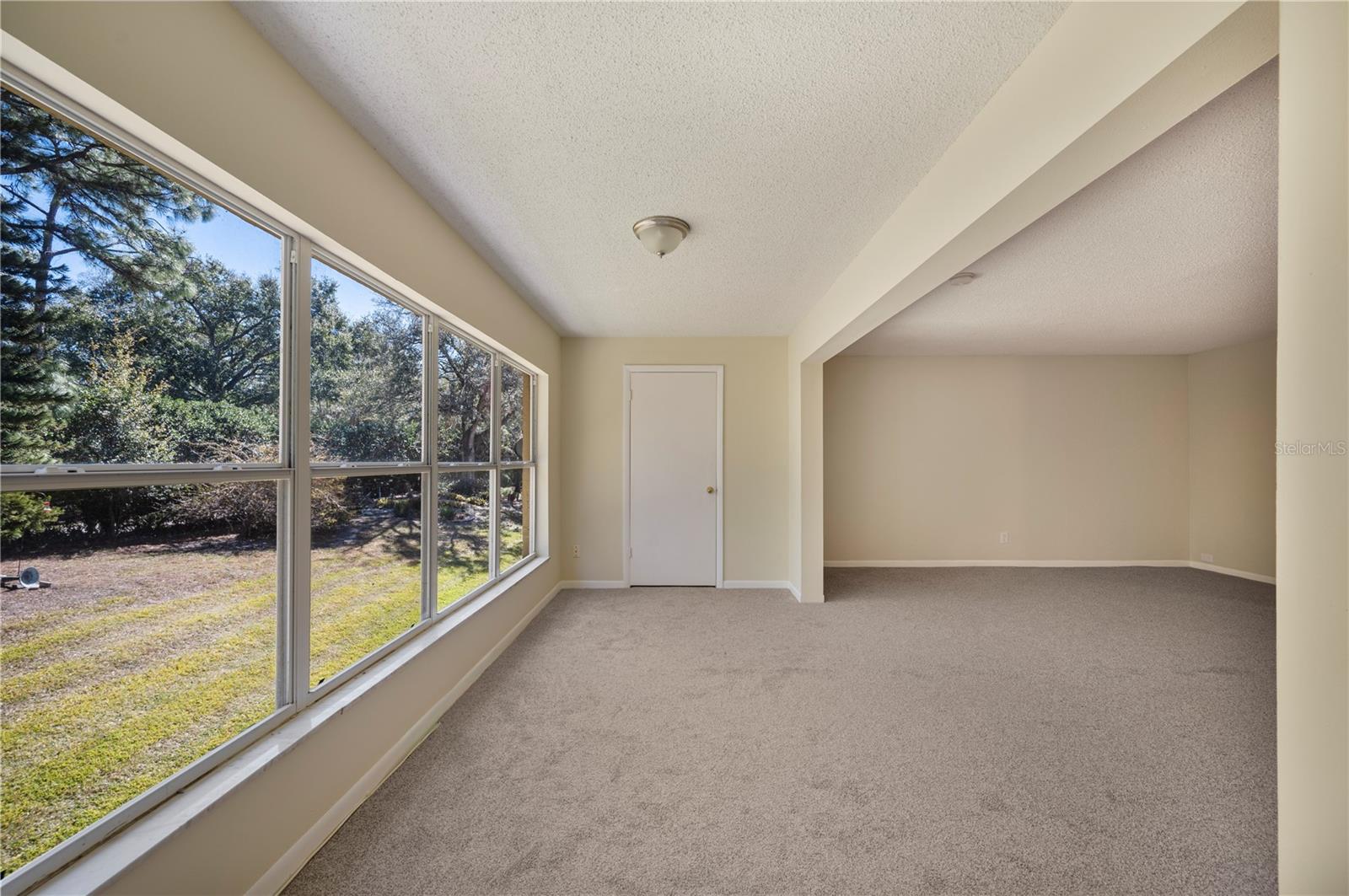 P4937770 Property Photo