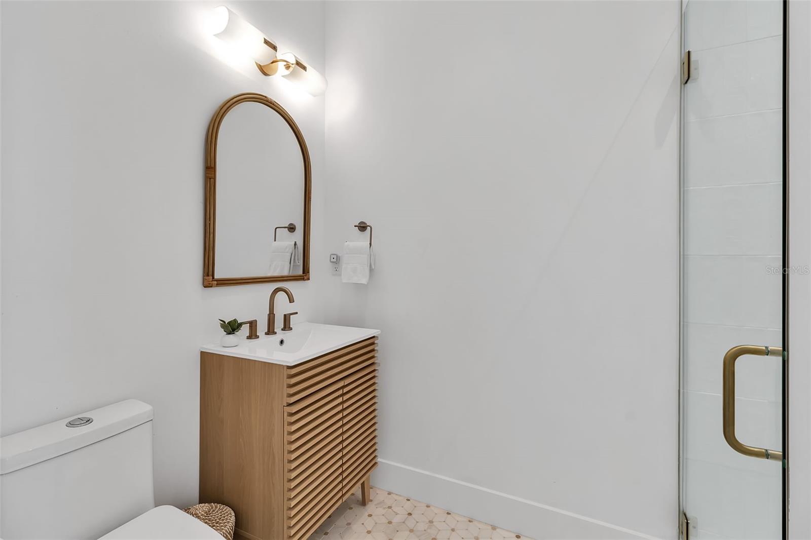 A4681796 Property Photo