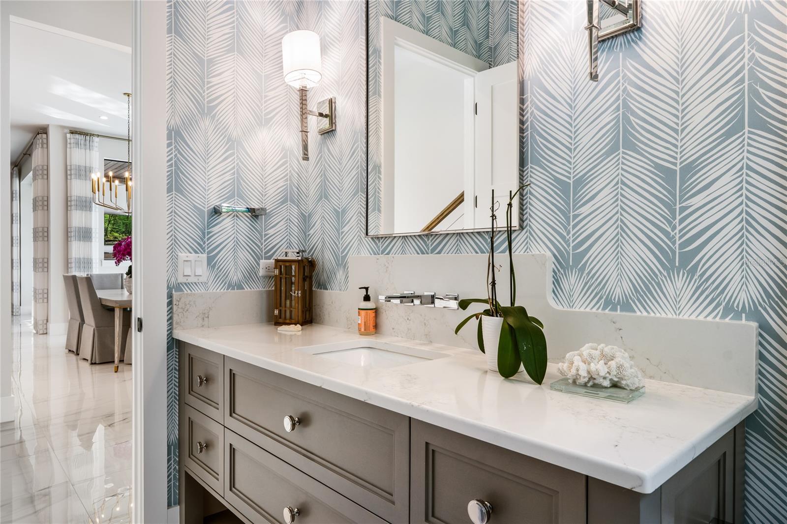 O6380896 Property Photo