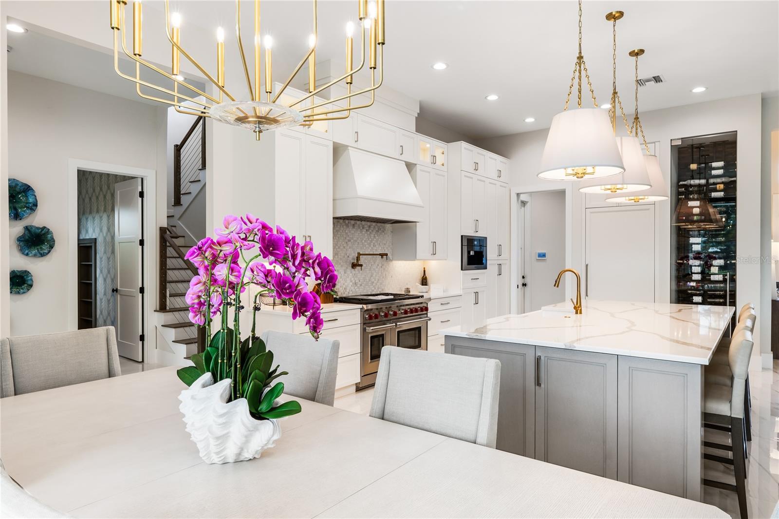 O6380896 Property Photo