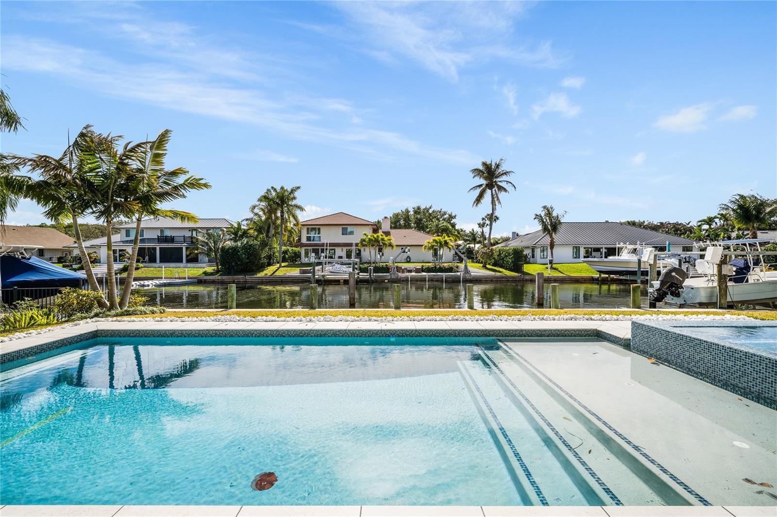 O6380896 Property Photo