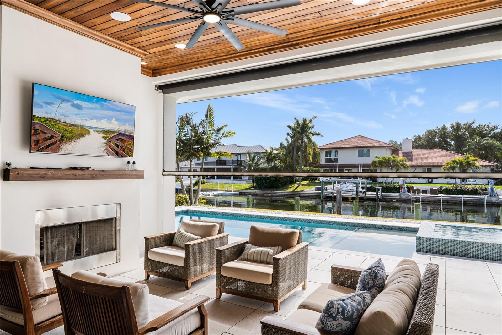 O6380896 Property Photo