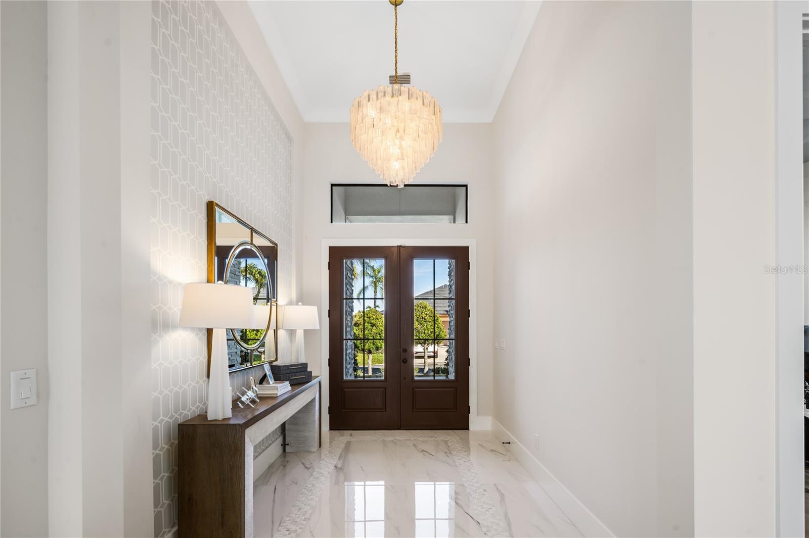 O6380896 Property Photo