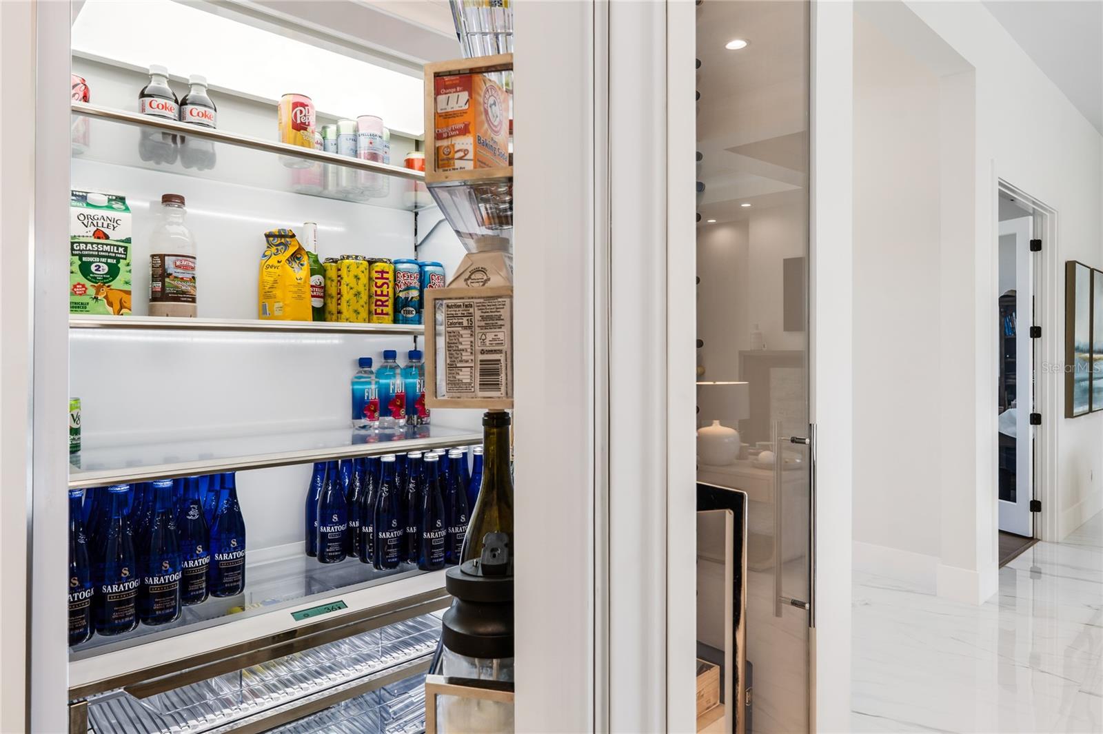 O6380896 Property Photo