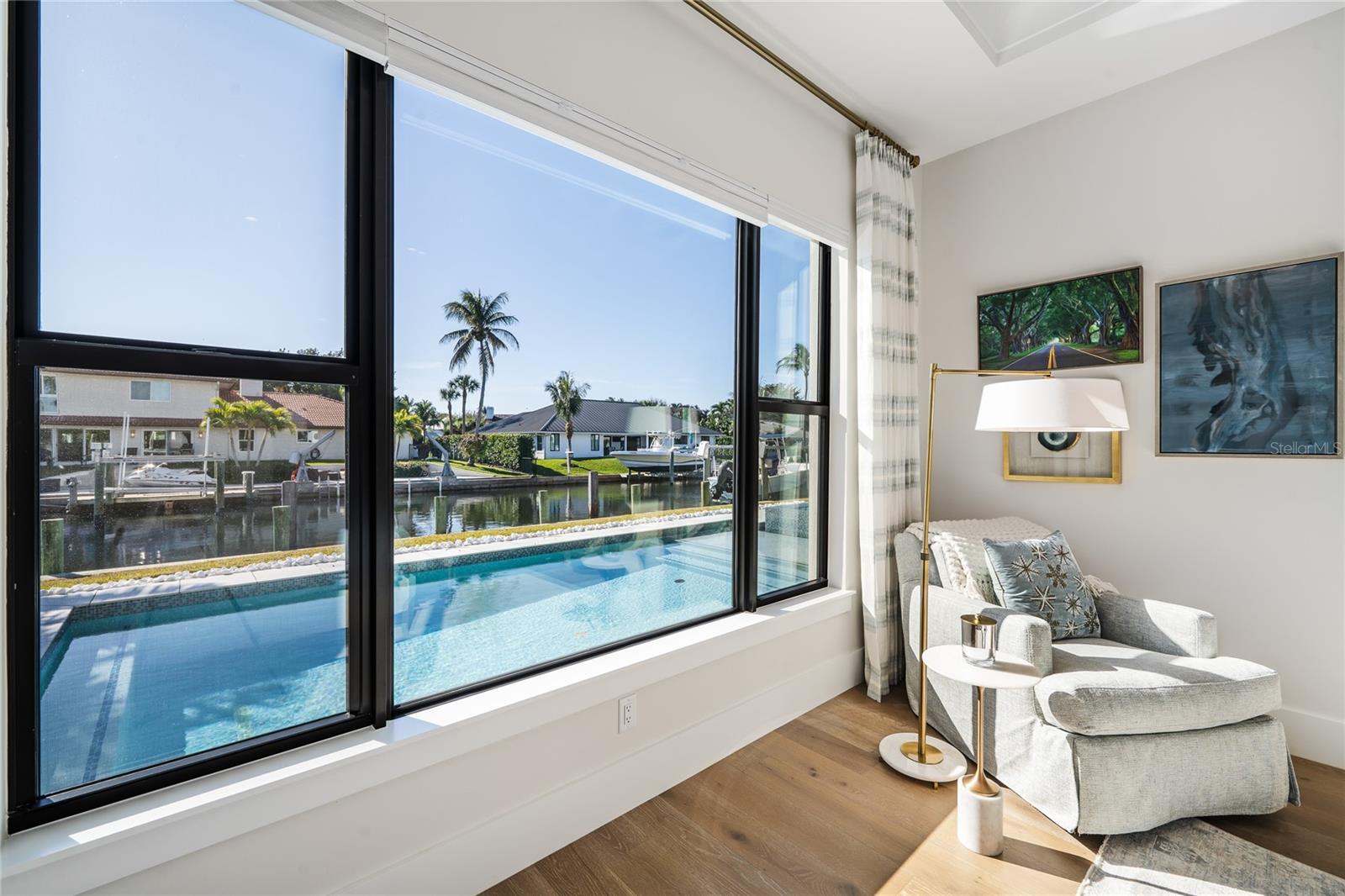 O6380896 Property Photo