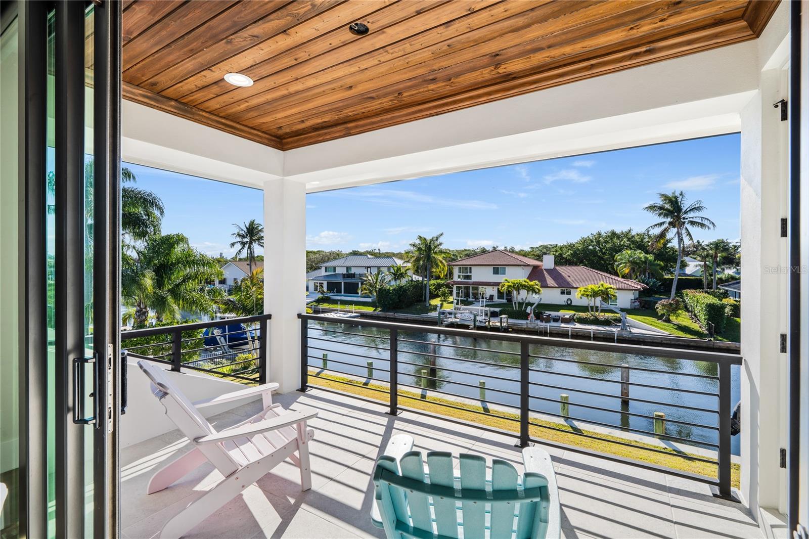 O6380896 Property Photo