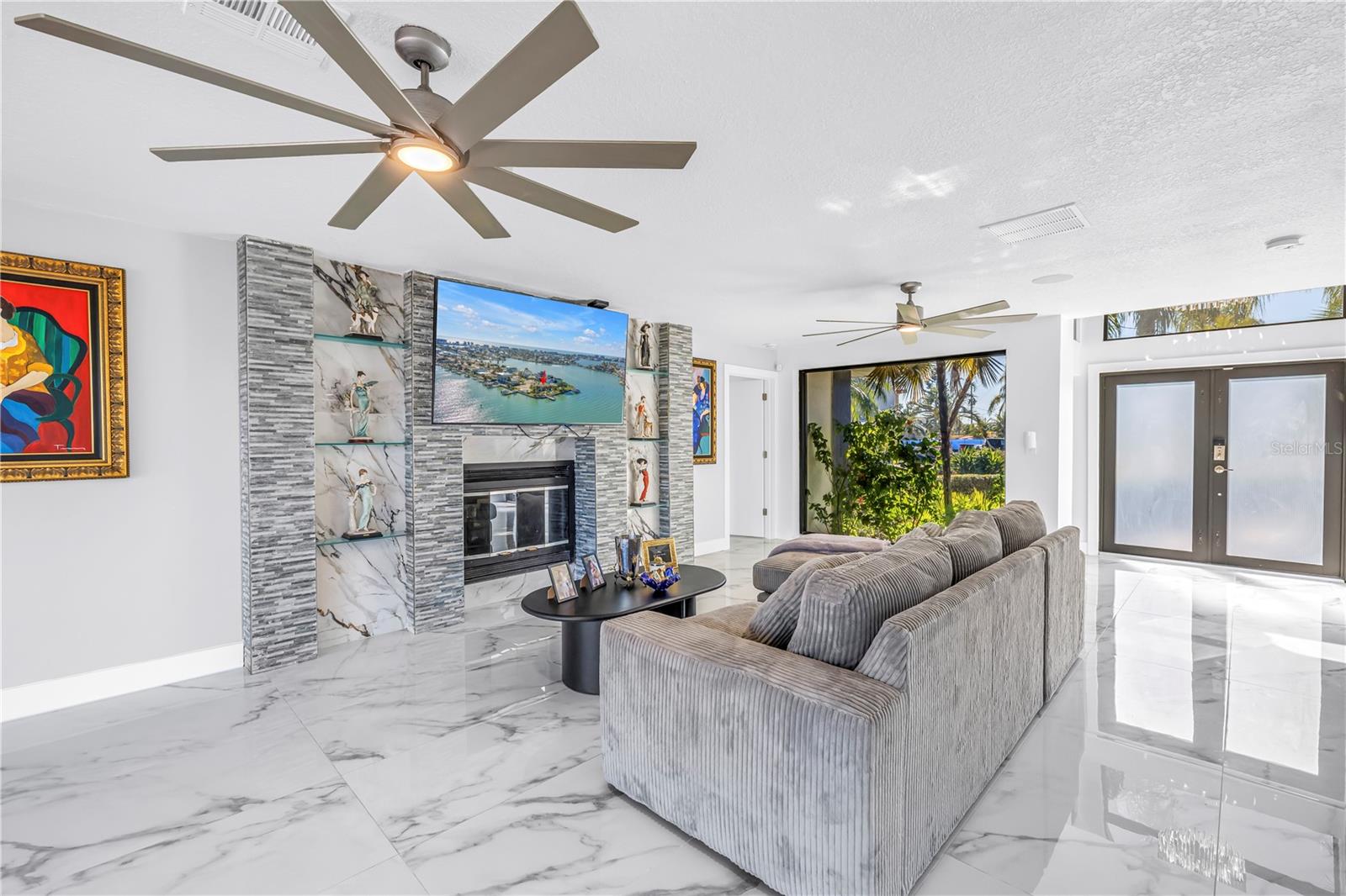 TB8474247 Property Photo