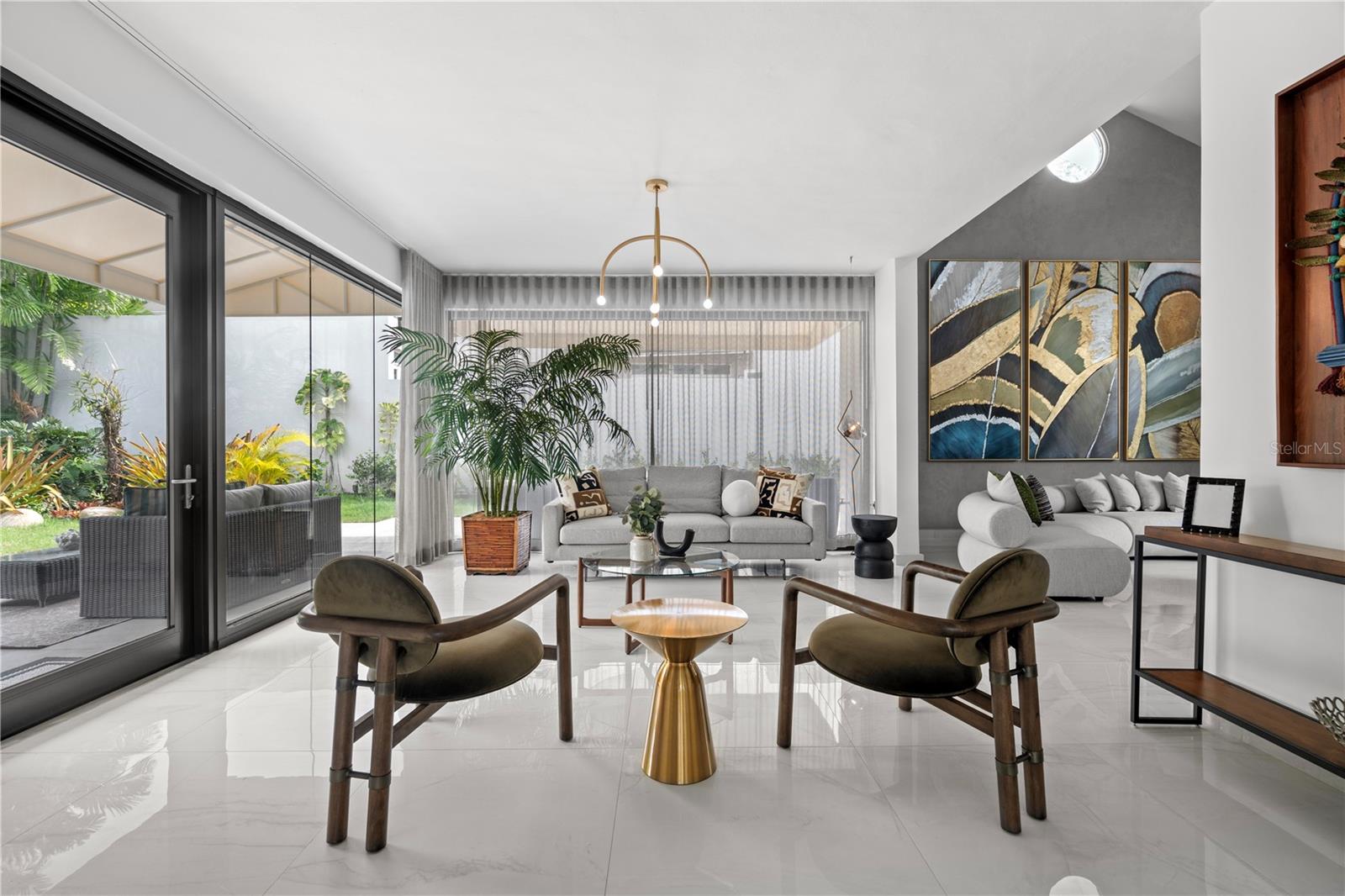 PR9119178 Property Photo