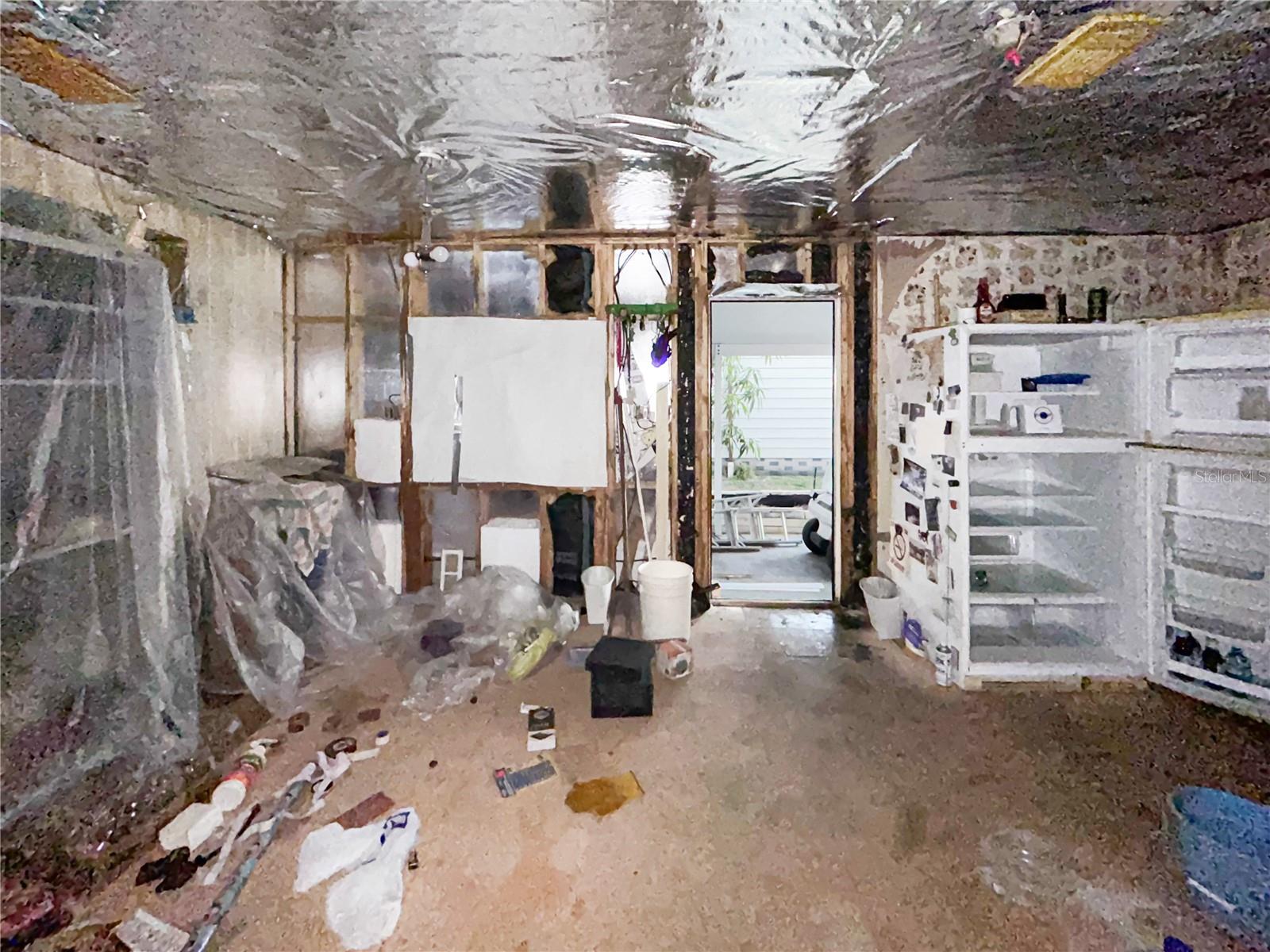 TB8474316 Property Photo