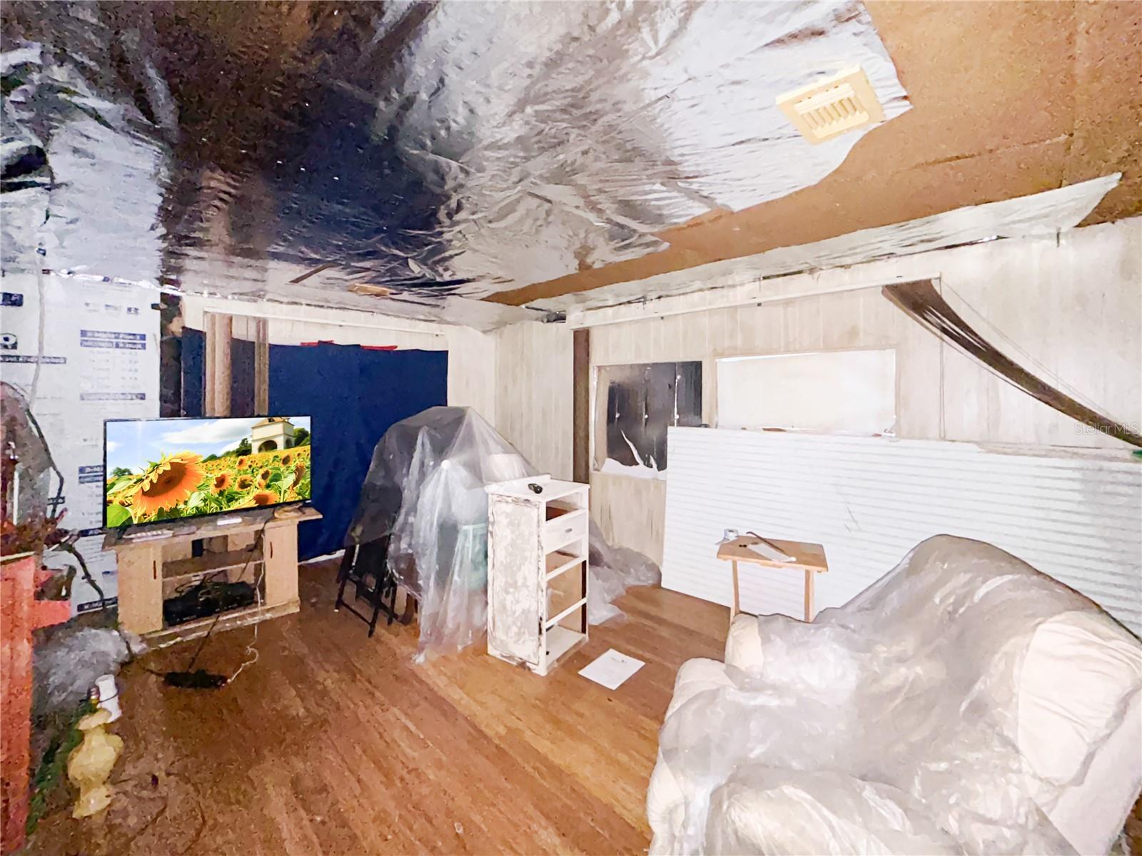 TB8474316 Property Photo