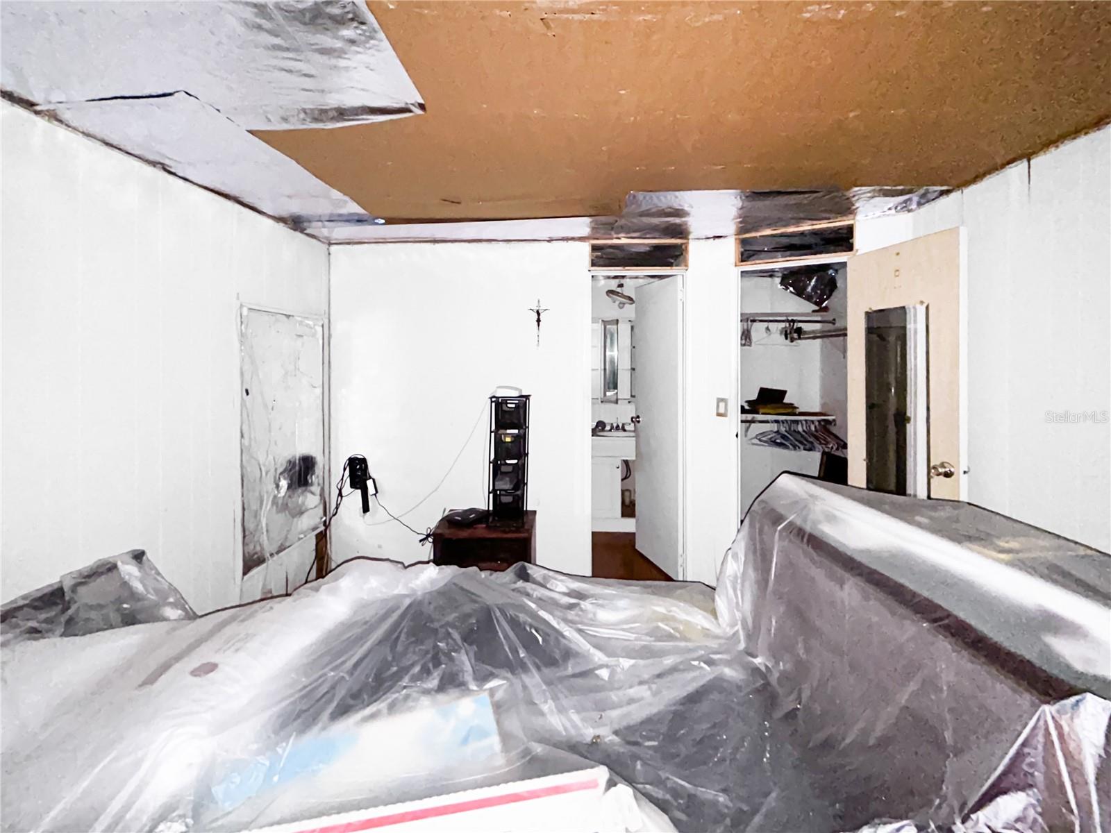 TB8474316 Property Photo