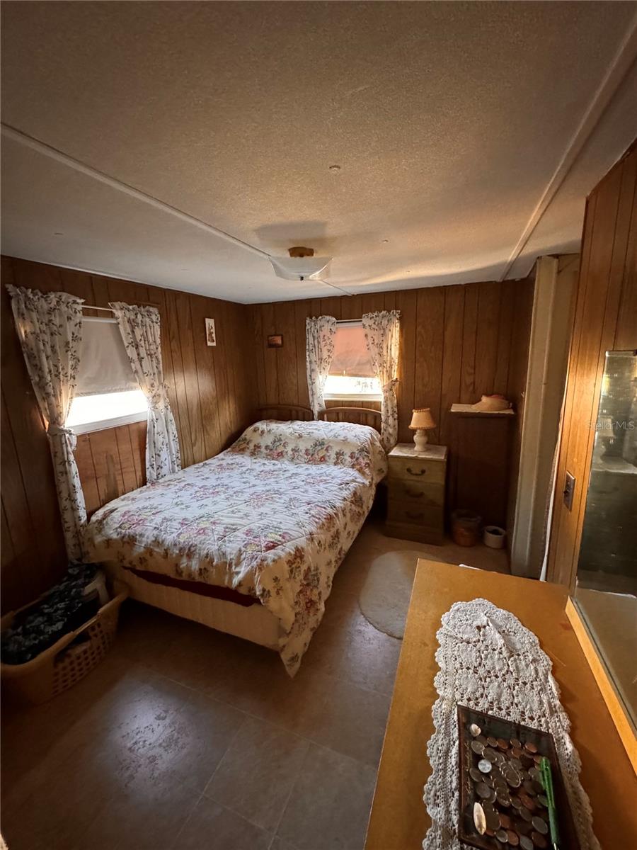 TB8474331 Property Photo