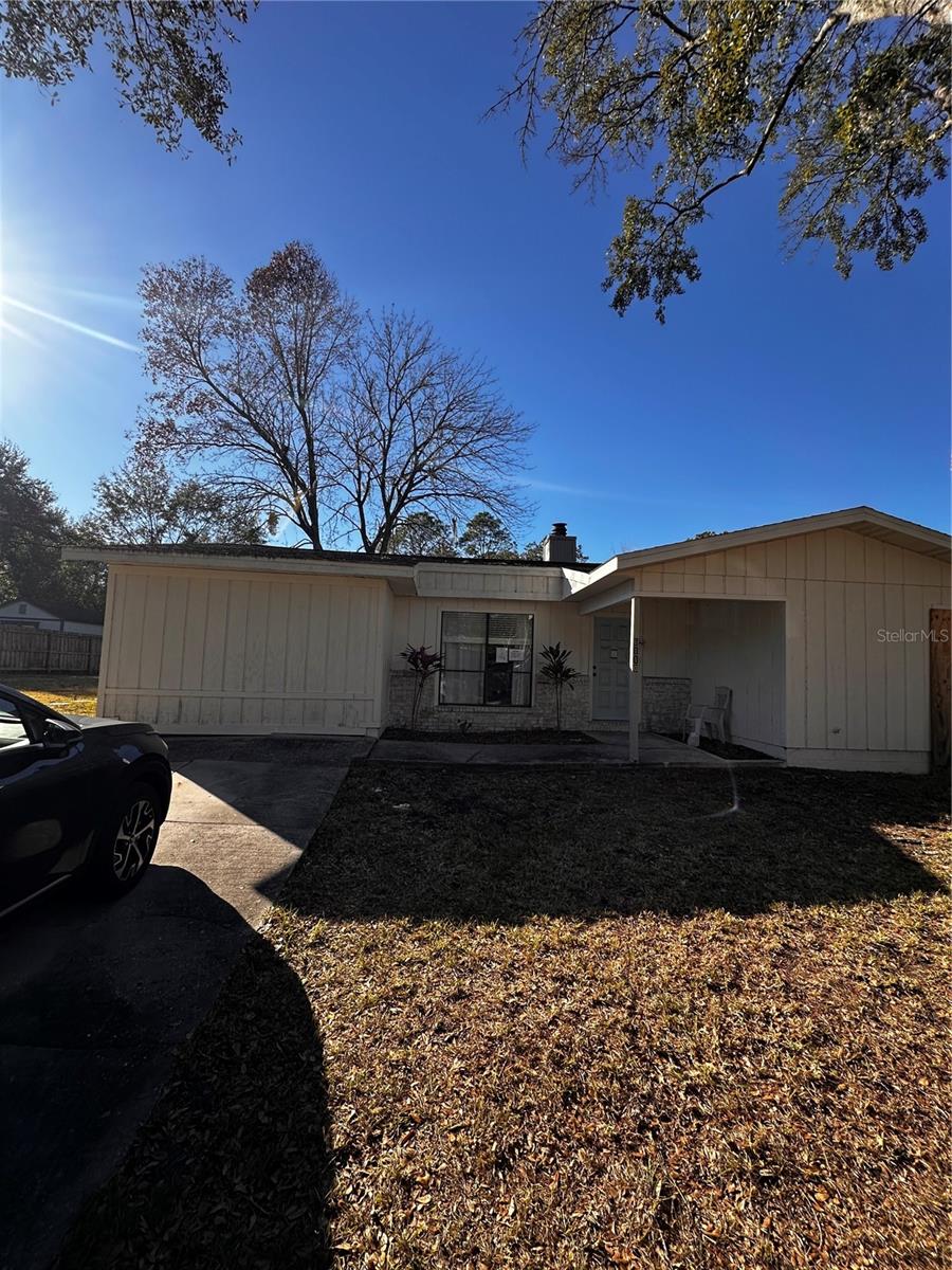 TB8474355 Property Photo