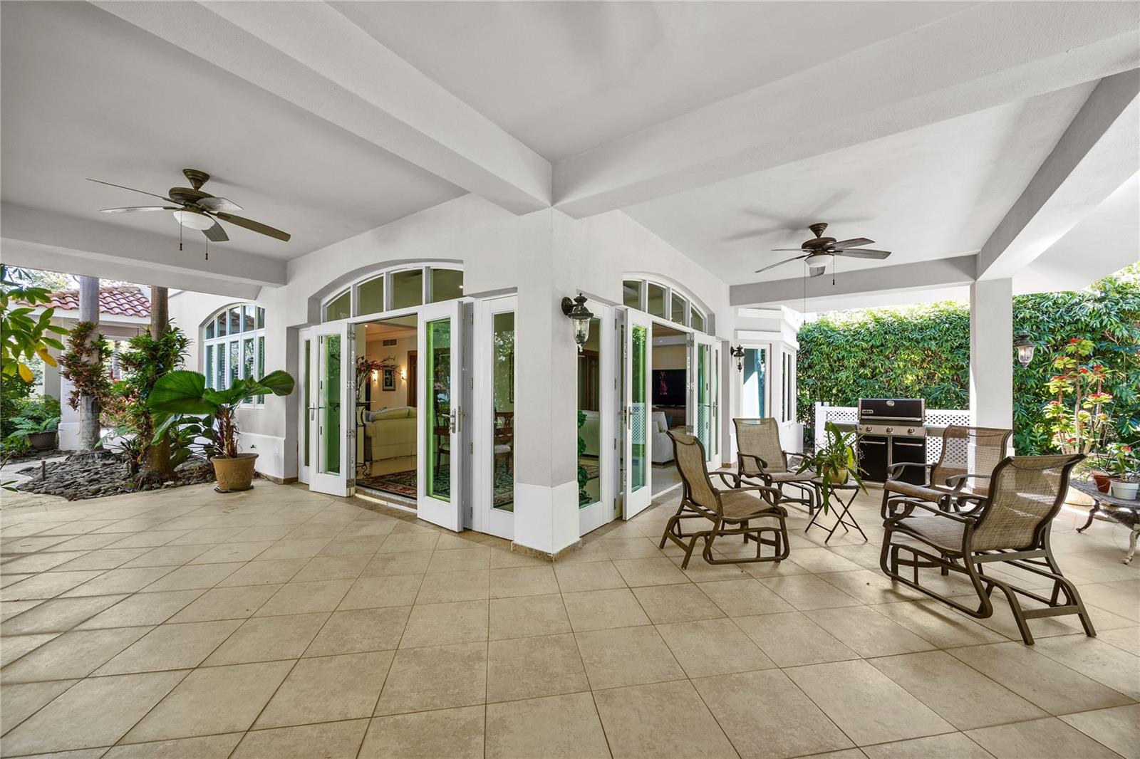 PR9119182 Property Photo