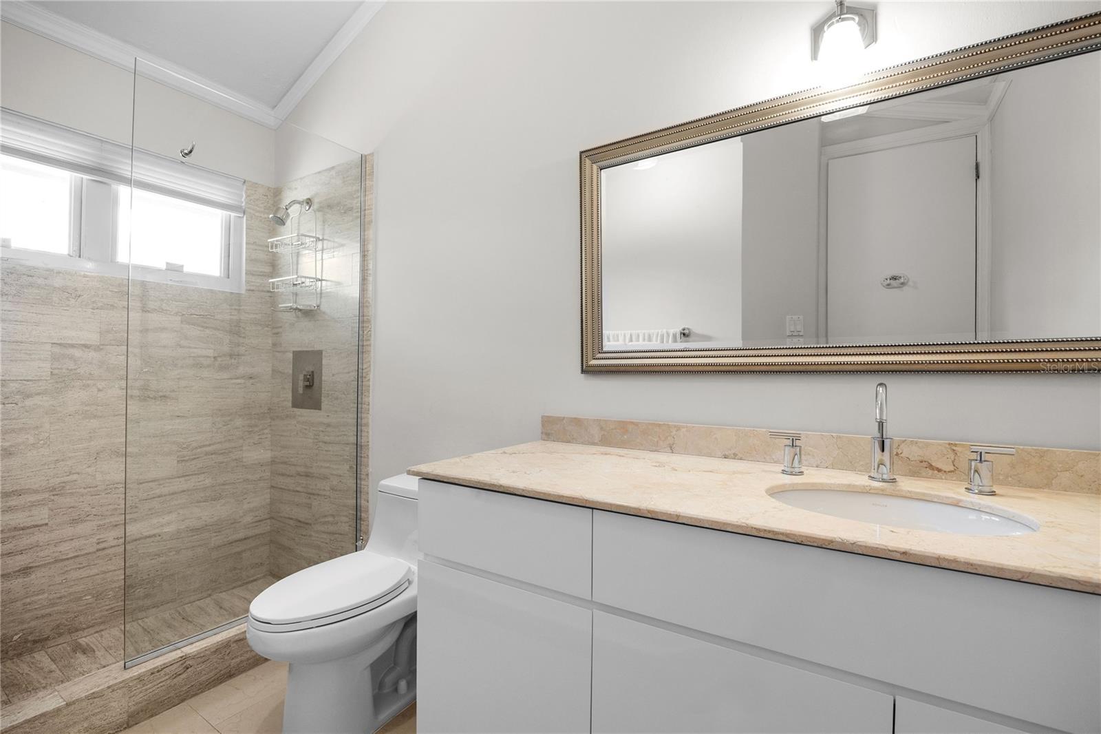 PR9119182 Property Photo