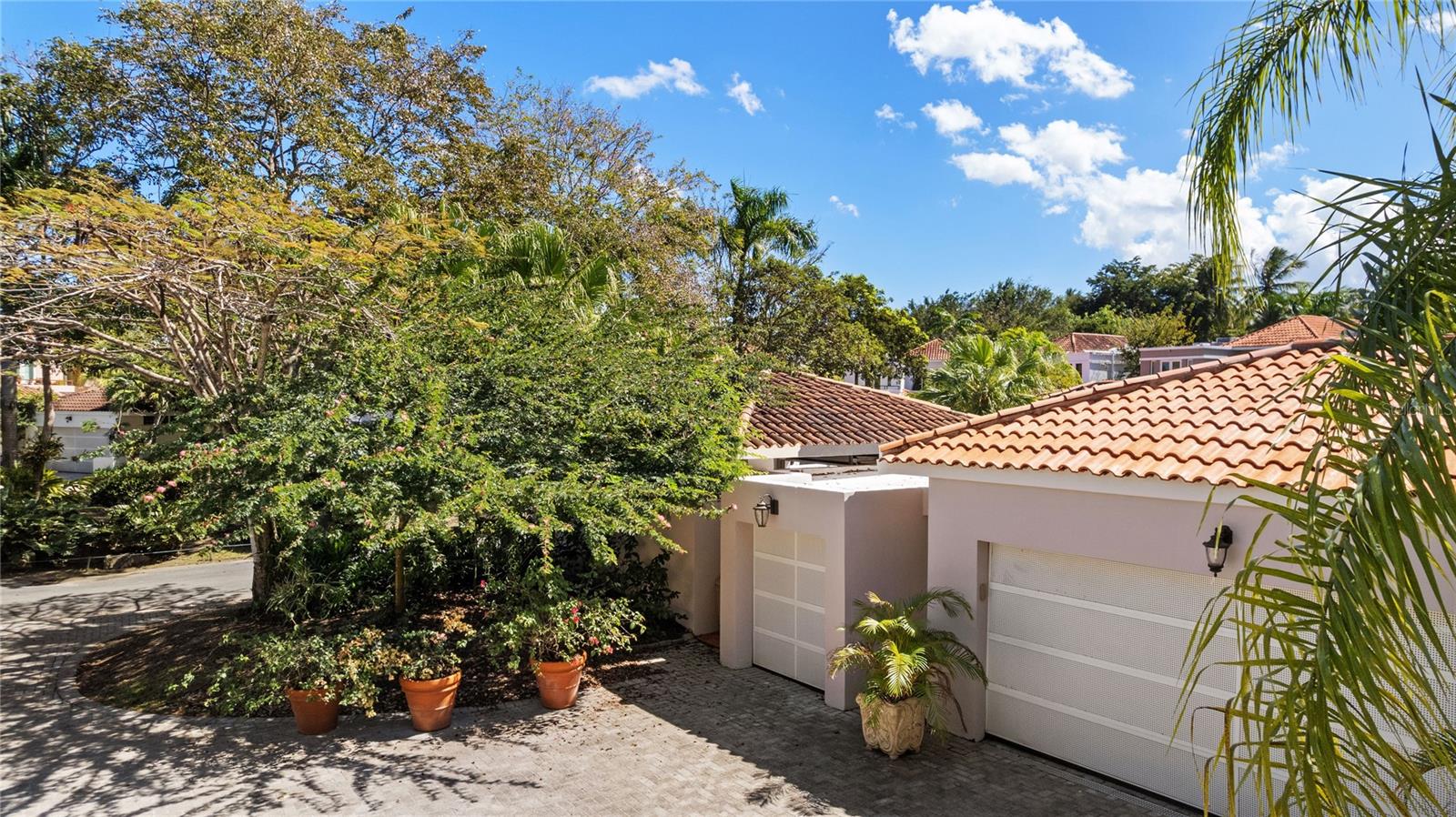 PR9119182 Property Photo