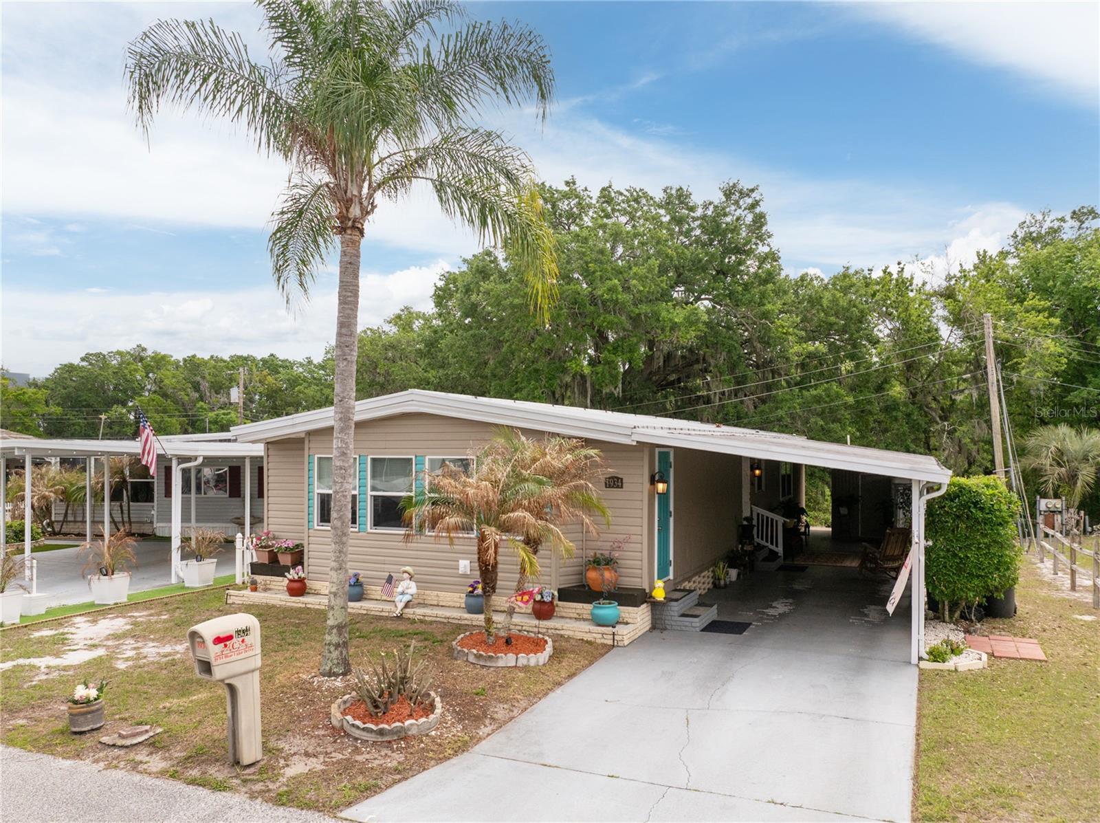 1934 BLUE LAKE DR, LAKELAND, FL, 33801