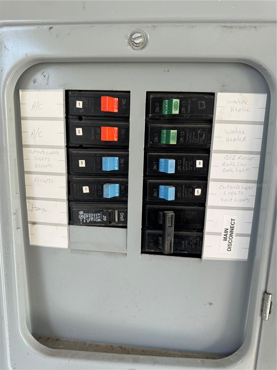 8390 S US HWY 17-92 HWY, FERN PARK, FL, 32730