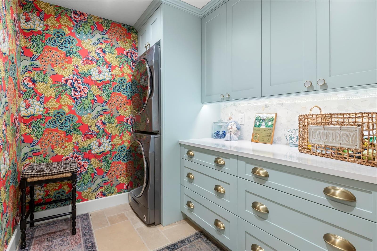 TB8474416 Property Photo