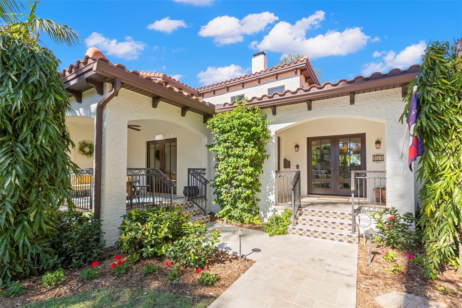 TB8474416 Property Photo