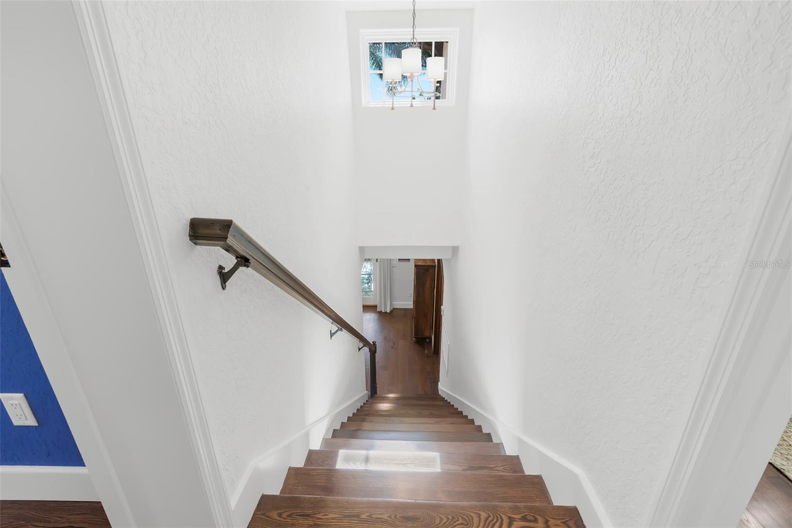 TB8474416 Property Photo