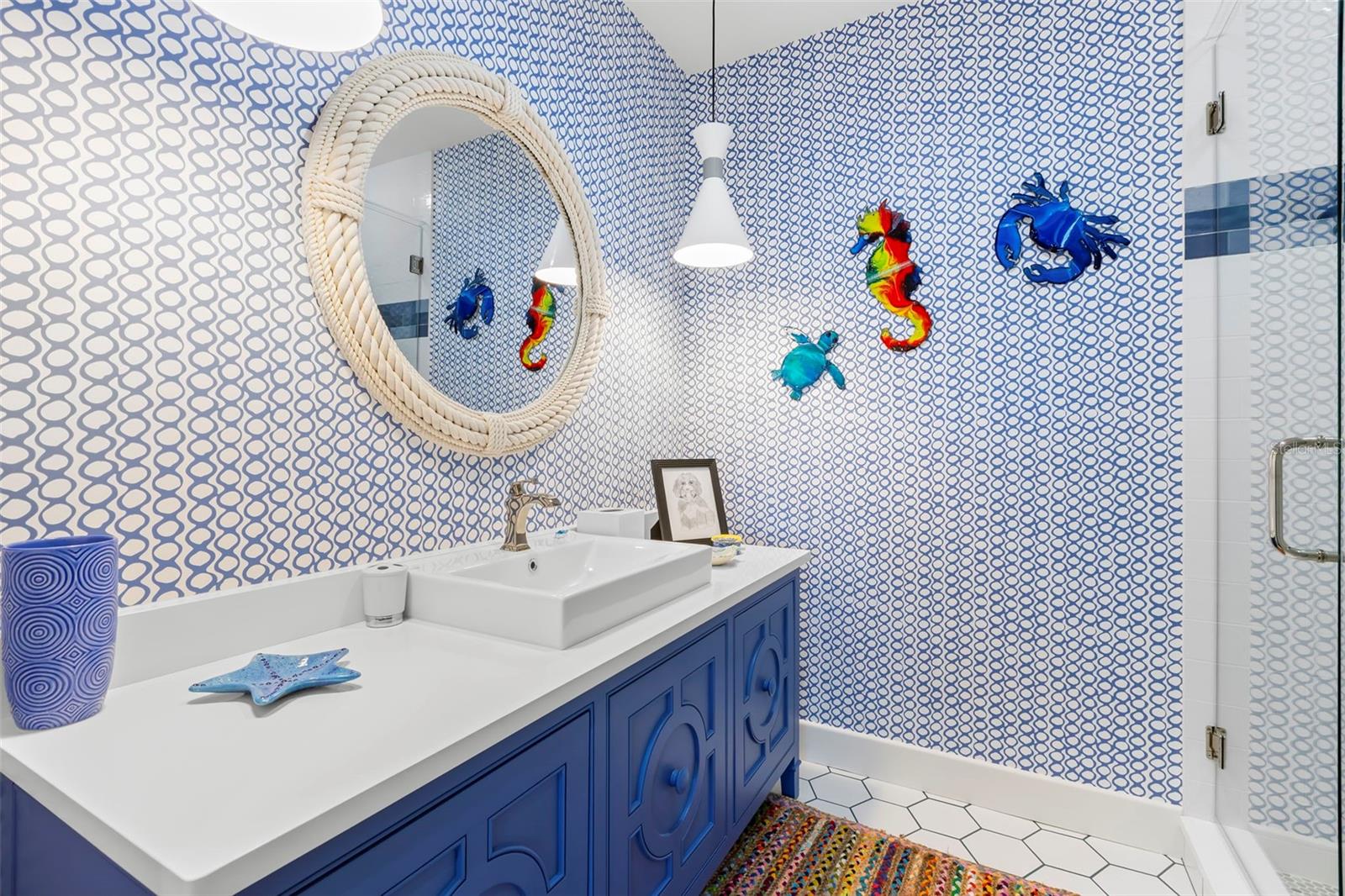 TB8474416 Property Photo