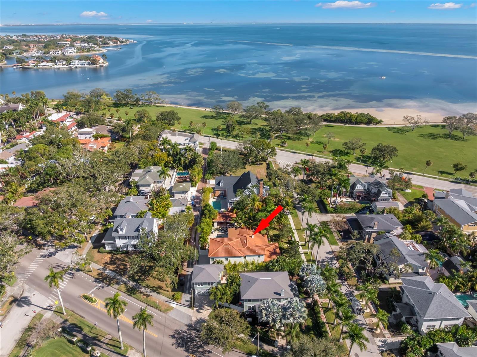 TB8474416 Property Photo