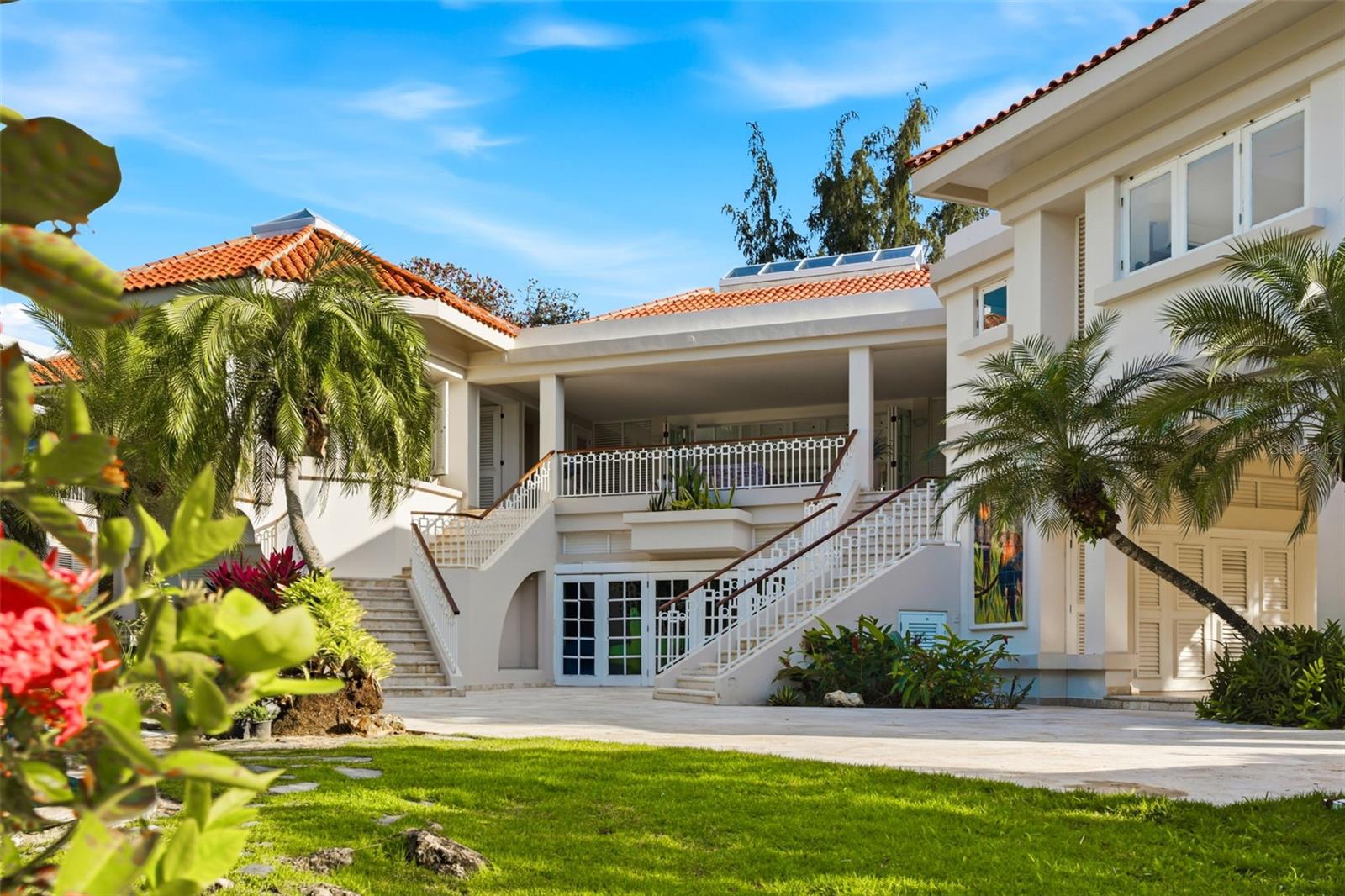 PR9119186 Property Photo