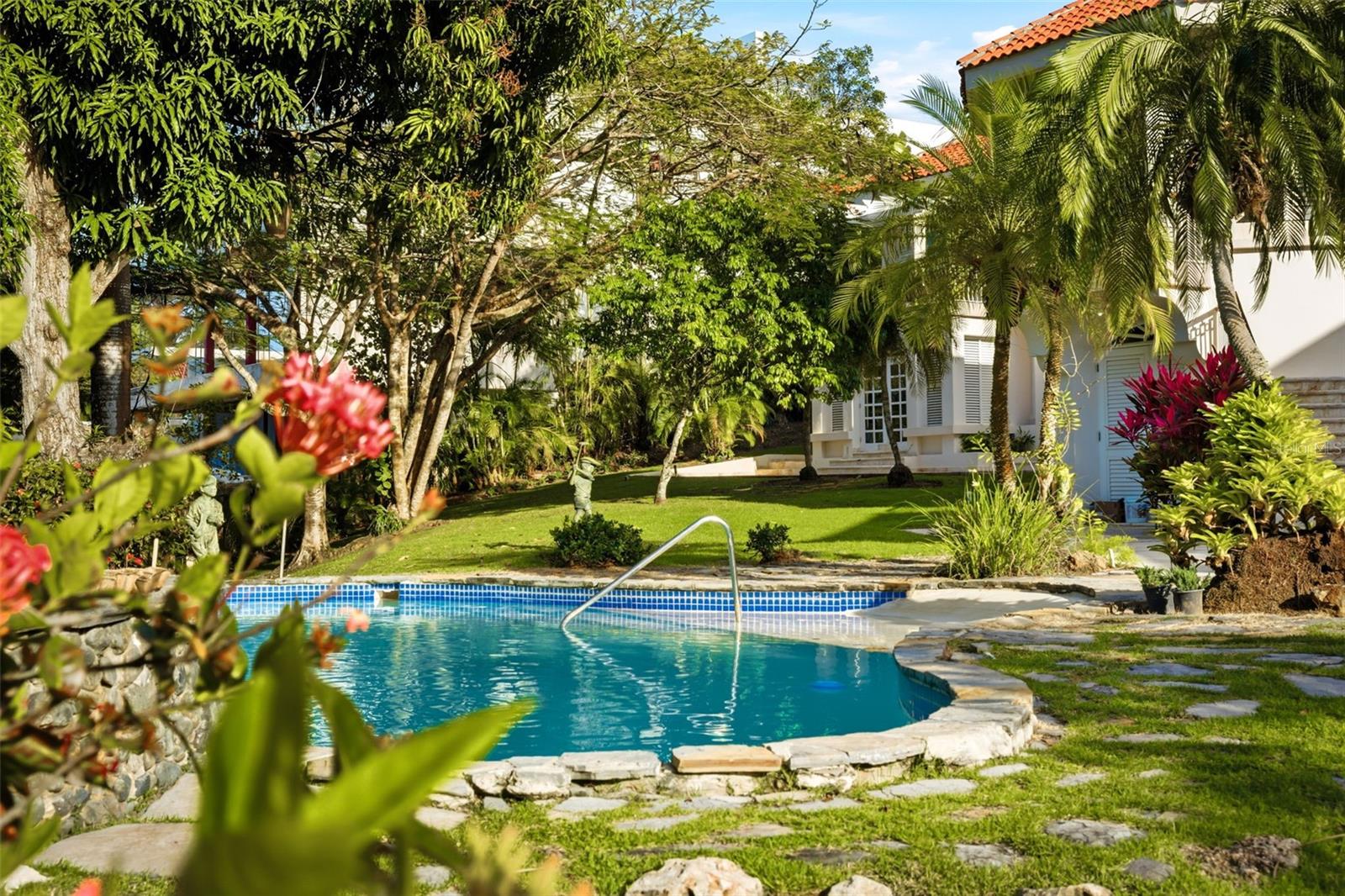 PR9119186 Property Photo