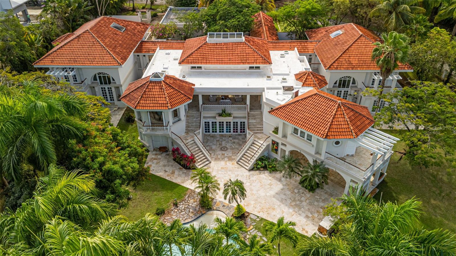 PR9119186 Property Photo