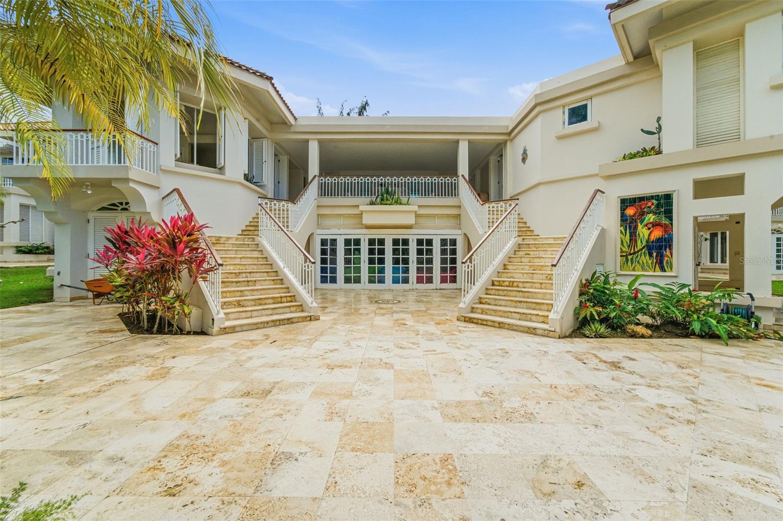 PR9119186 Property Photo