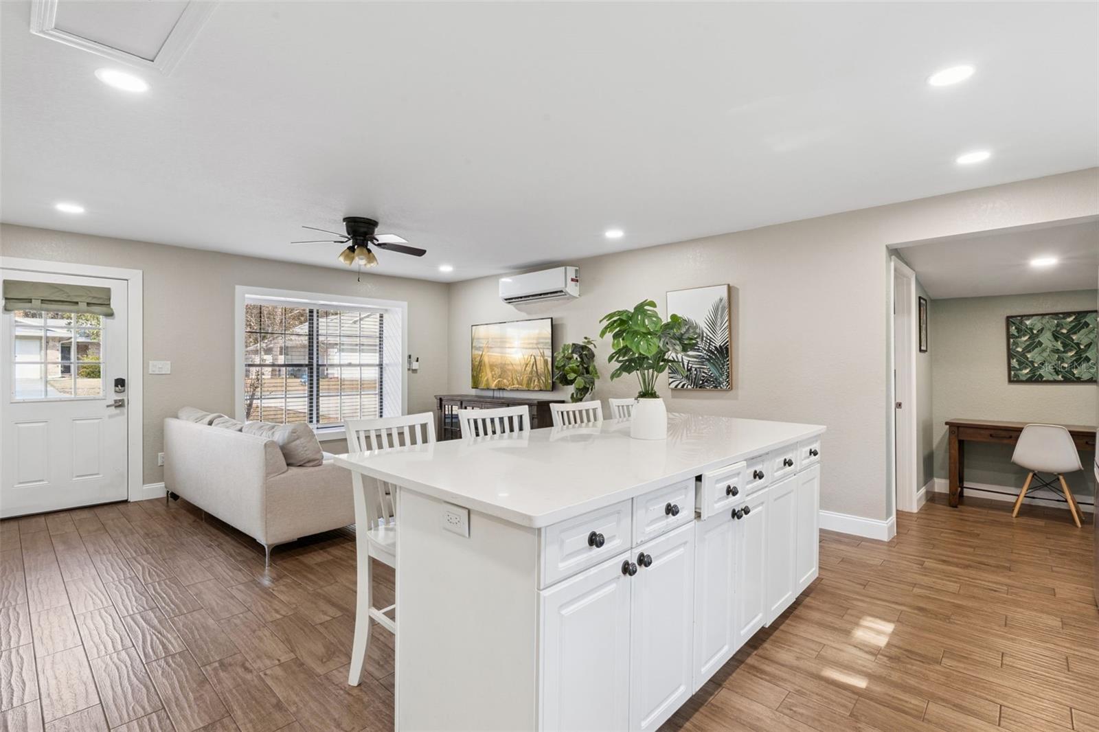 102 VINE ST, OVIEDO, FL, 32765